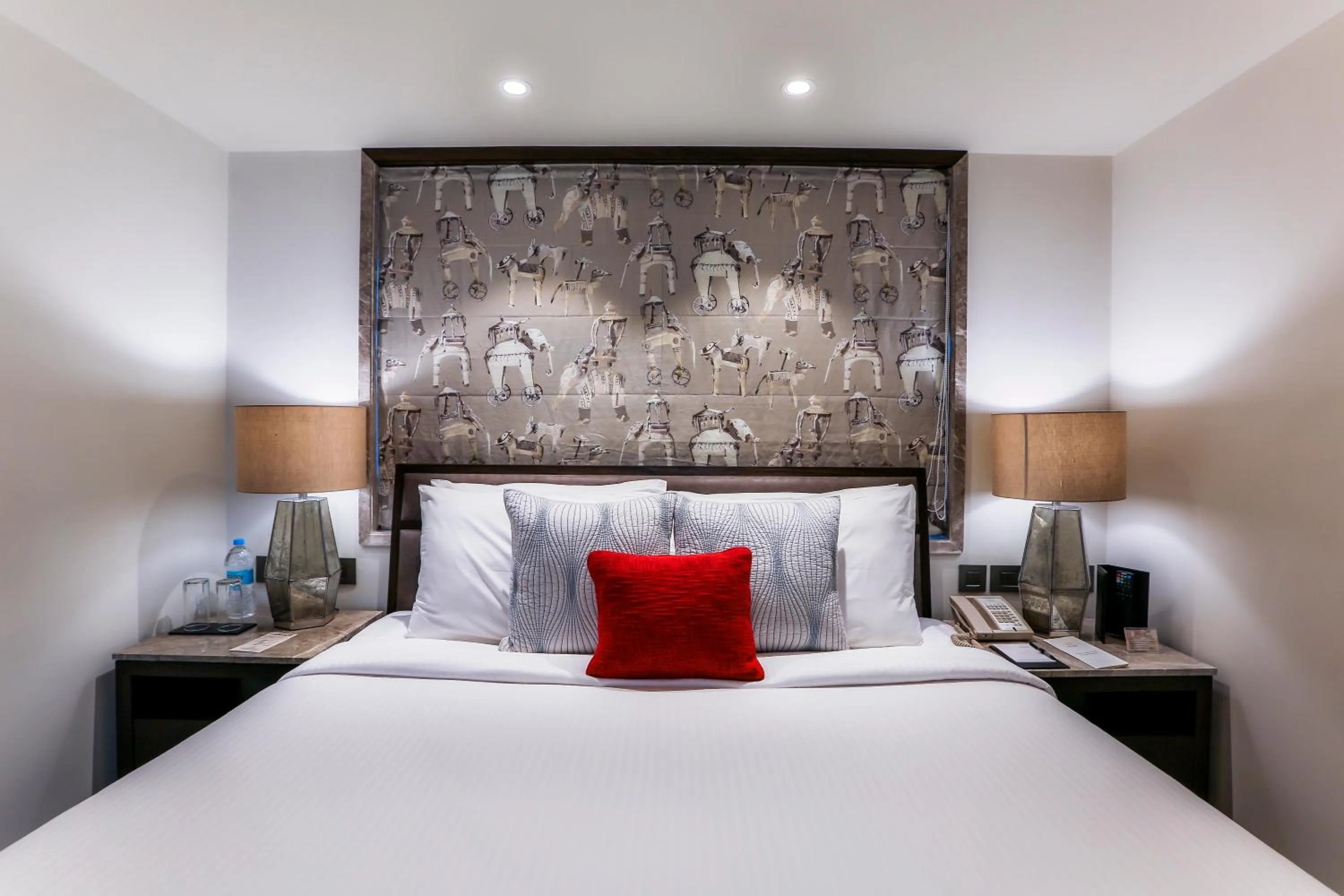 Junior Suite - single occupancy in Sun-n-Sand Mumbai Juhu Beach