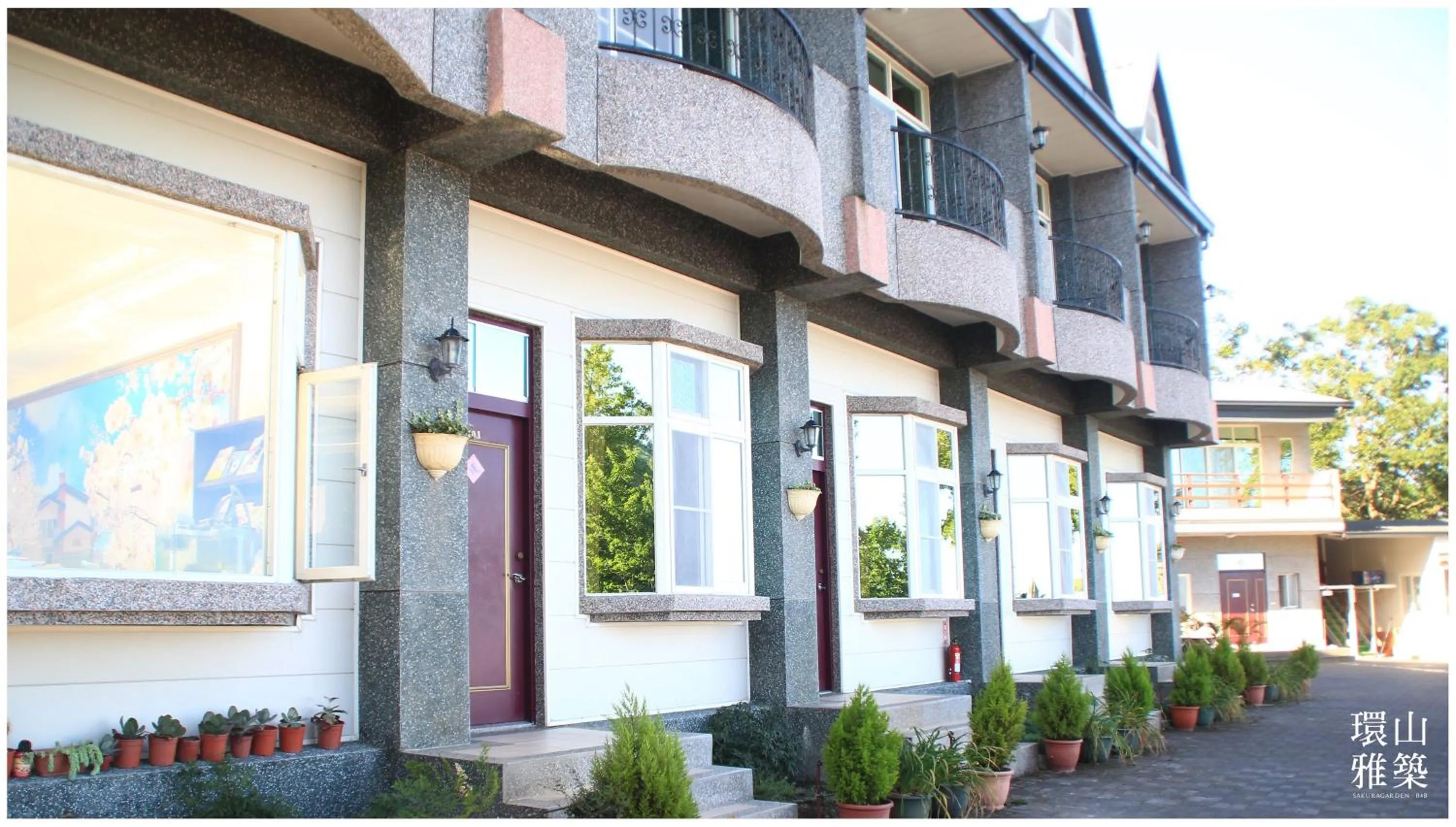 Quadruple Room with Sea View in Mountain Lodge