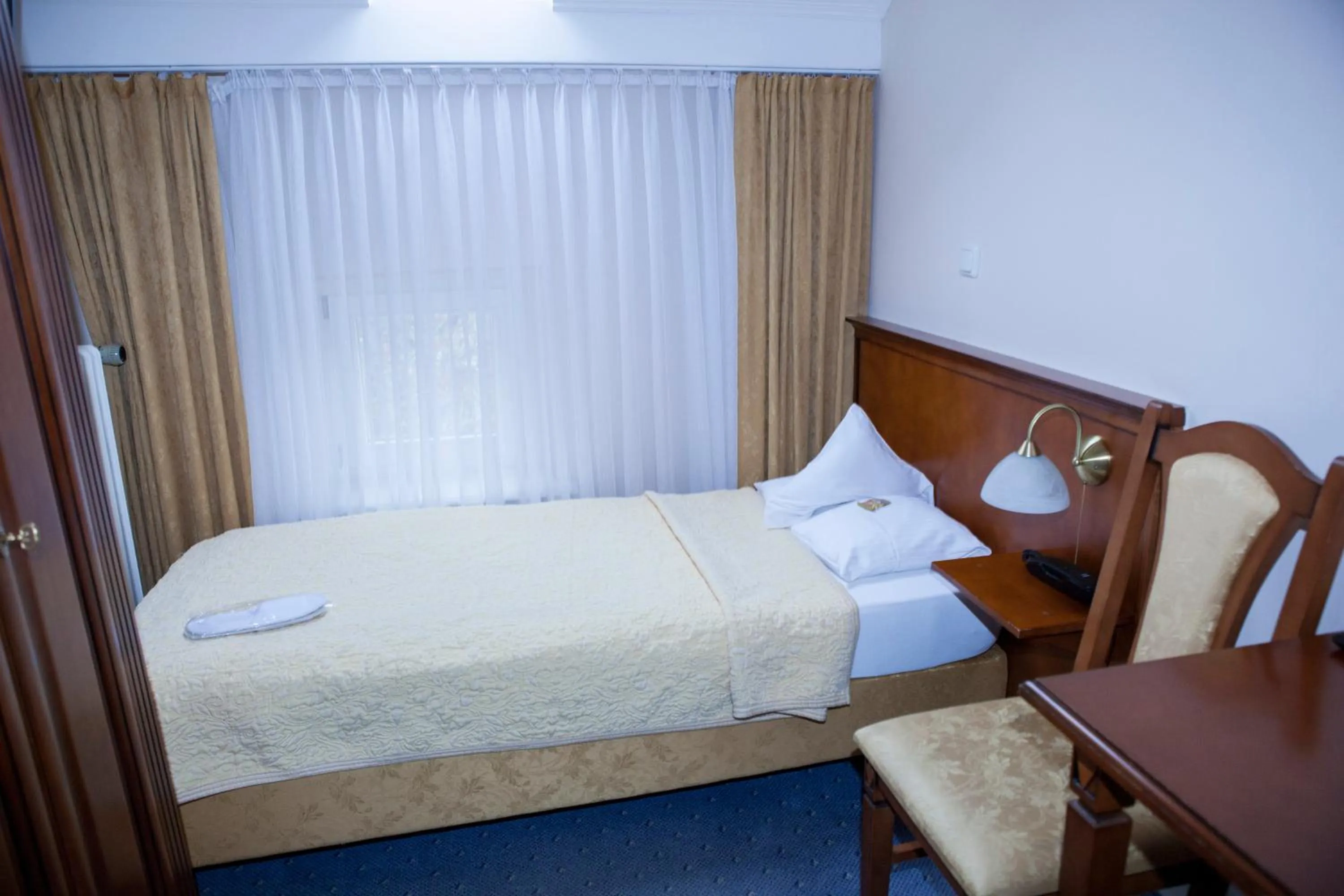 Single Room with Private External Bathroom in Hotel Baden