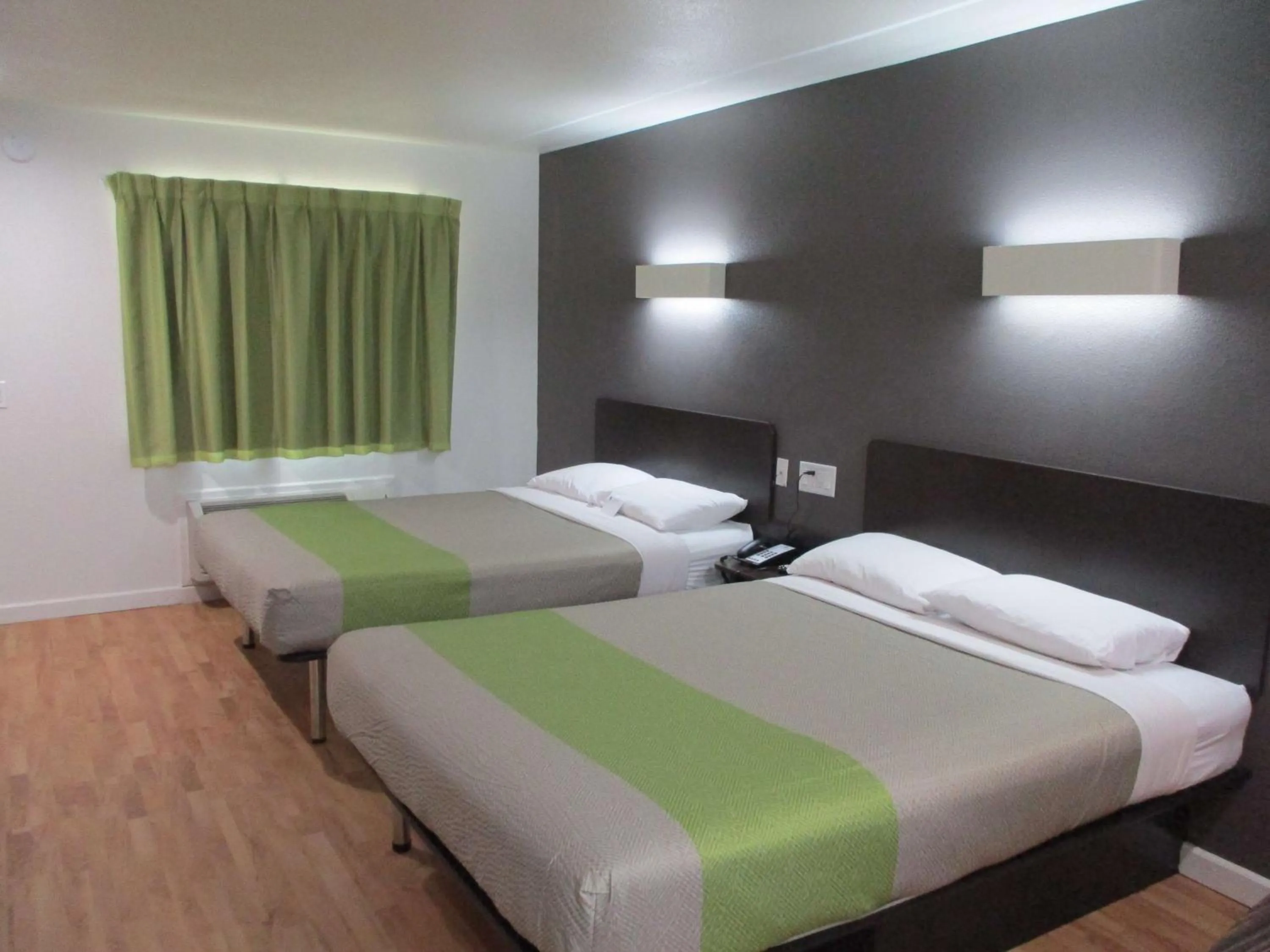 Deluxe Queen Room with Two Queen Beds - Non-Smoking in Studio 6-Huntsville, TX