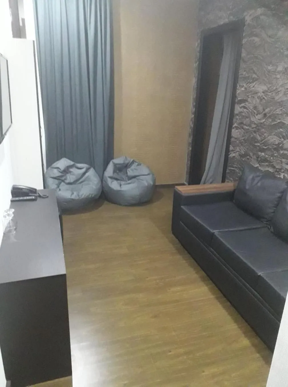 Luxury Quadruple Room in West Tower Hotel