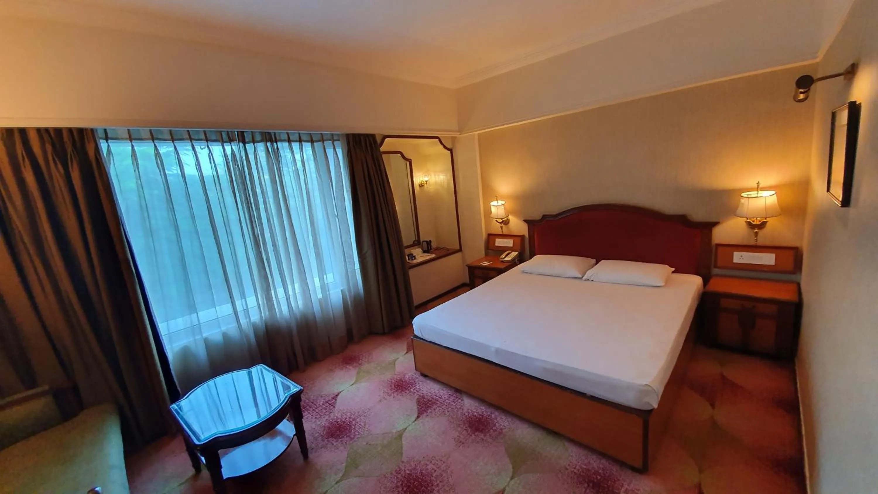 Deluxe King Room  in Pride Hotel Pune