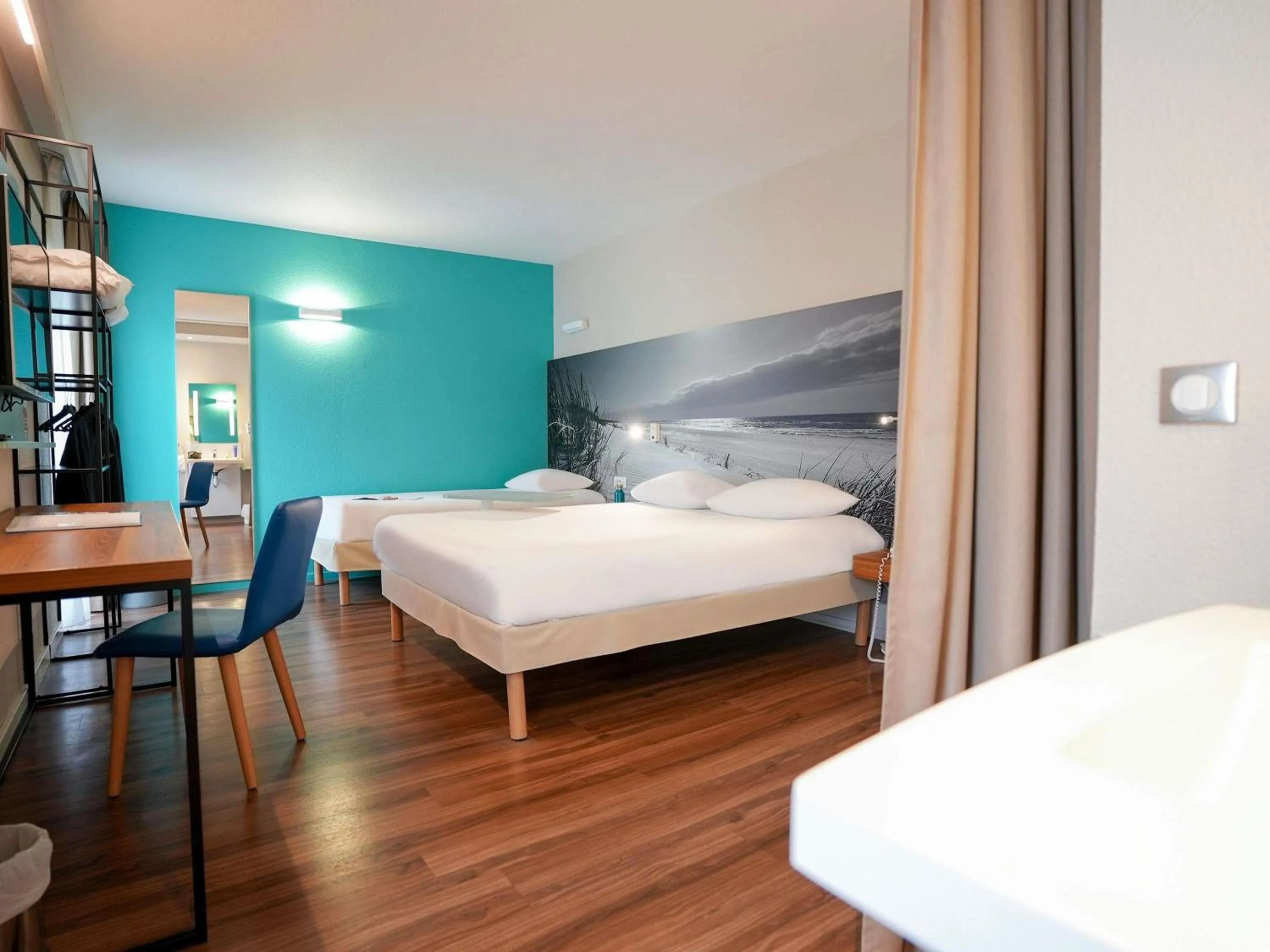Standard Room with One Double Bed and One Single Bed in ibis Styles Quimper