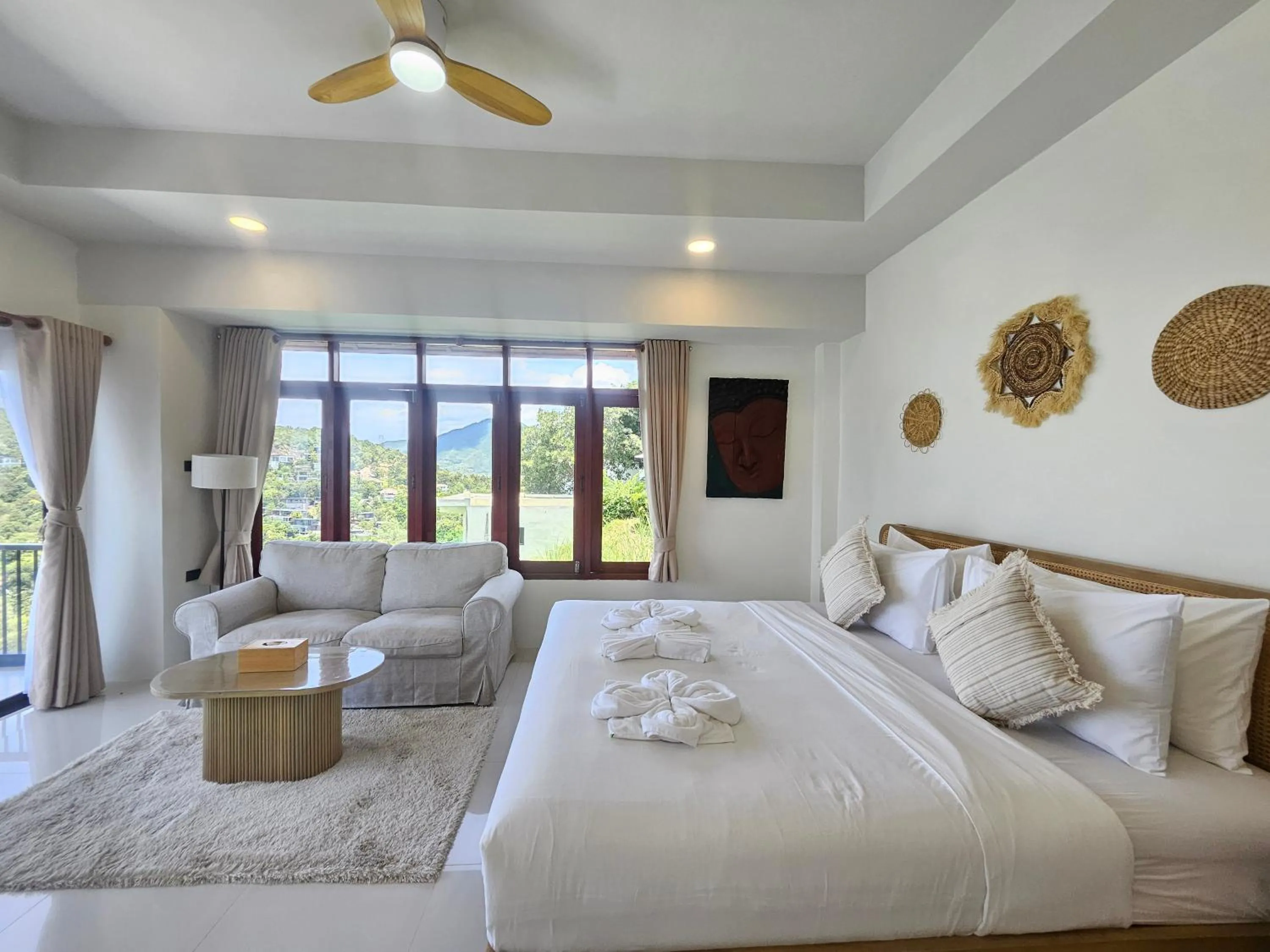 Sea View Suite with Spa Bath in Phangan Utopia Resort