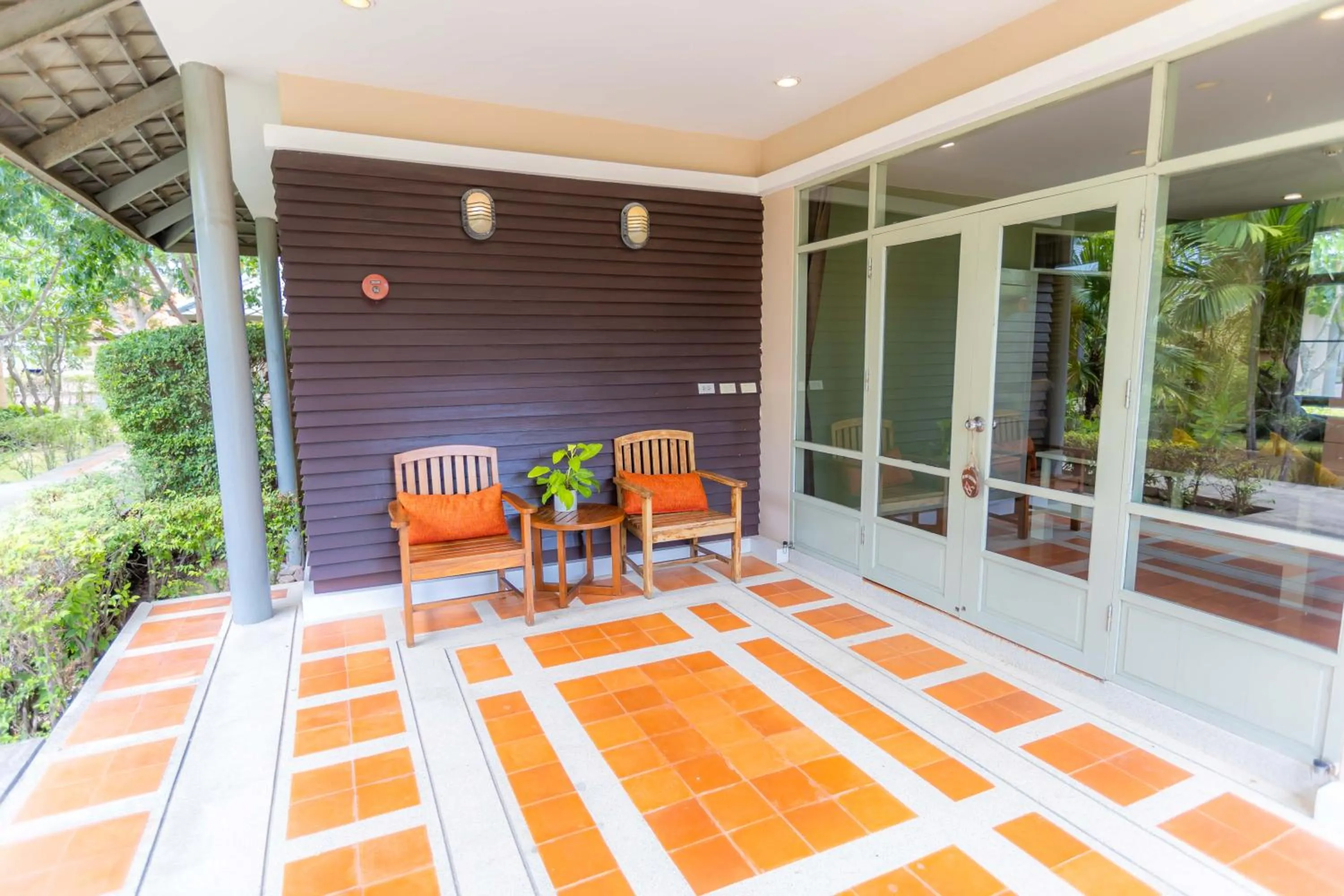 Sirarun Sea View Villa - Partial Sea View in Sirarun Resort