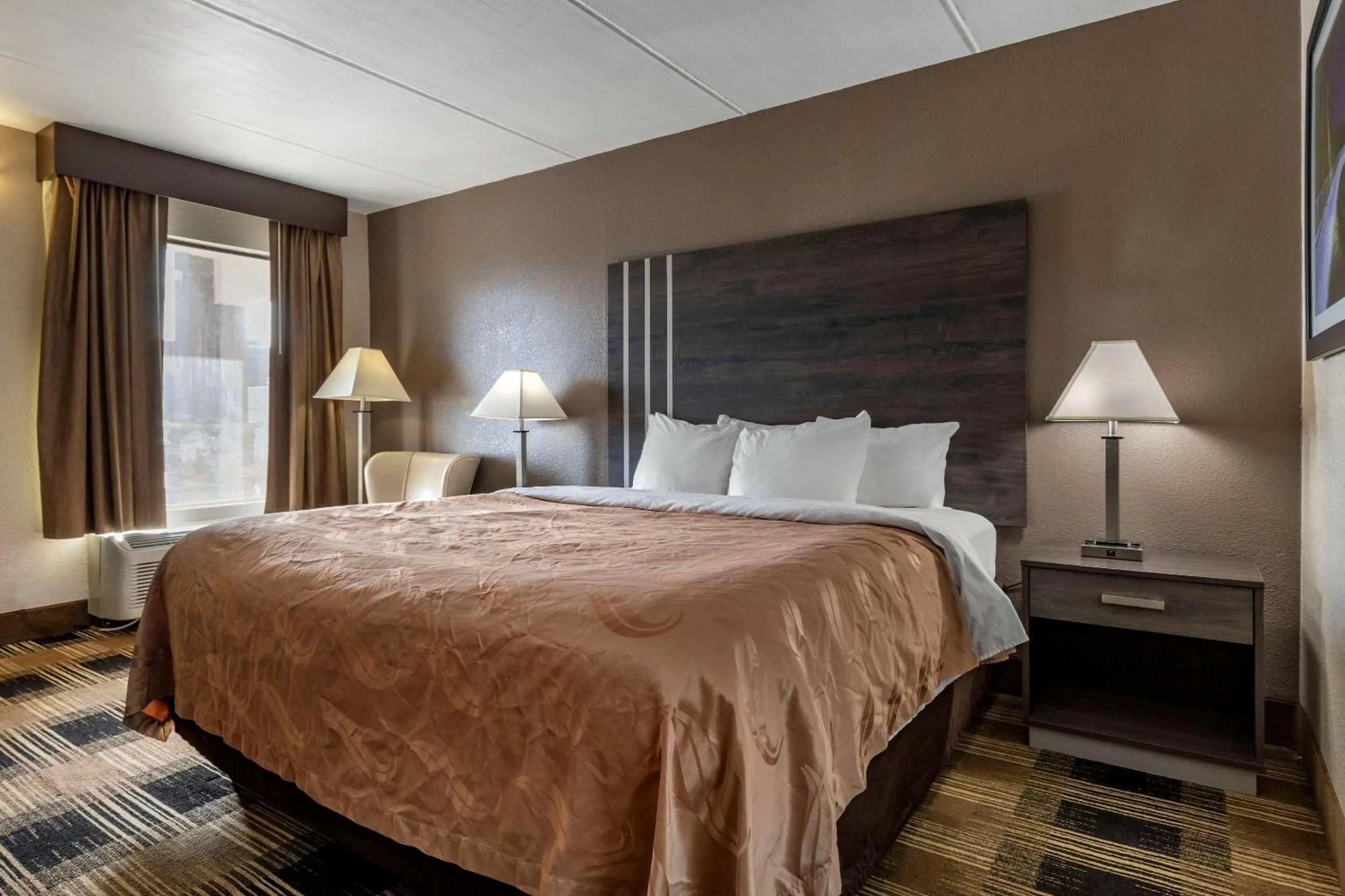 King Room - Smoking  in Quality Inn Duncan Spartanburg West