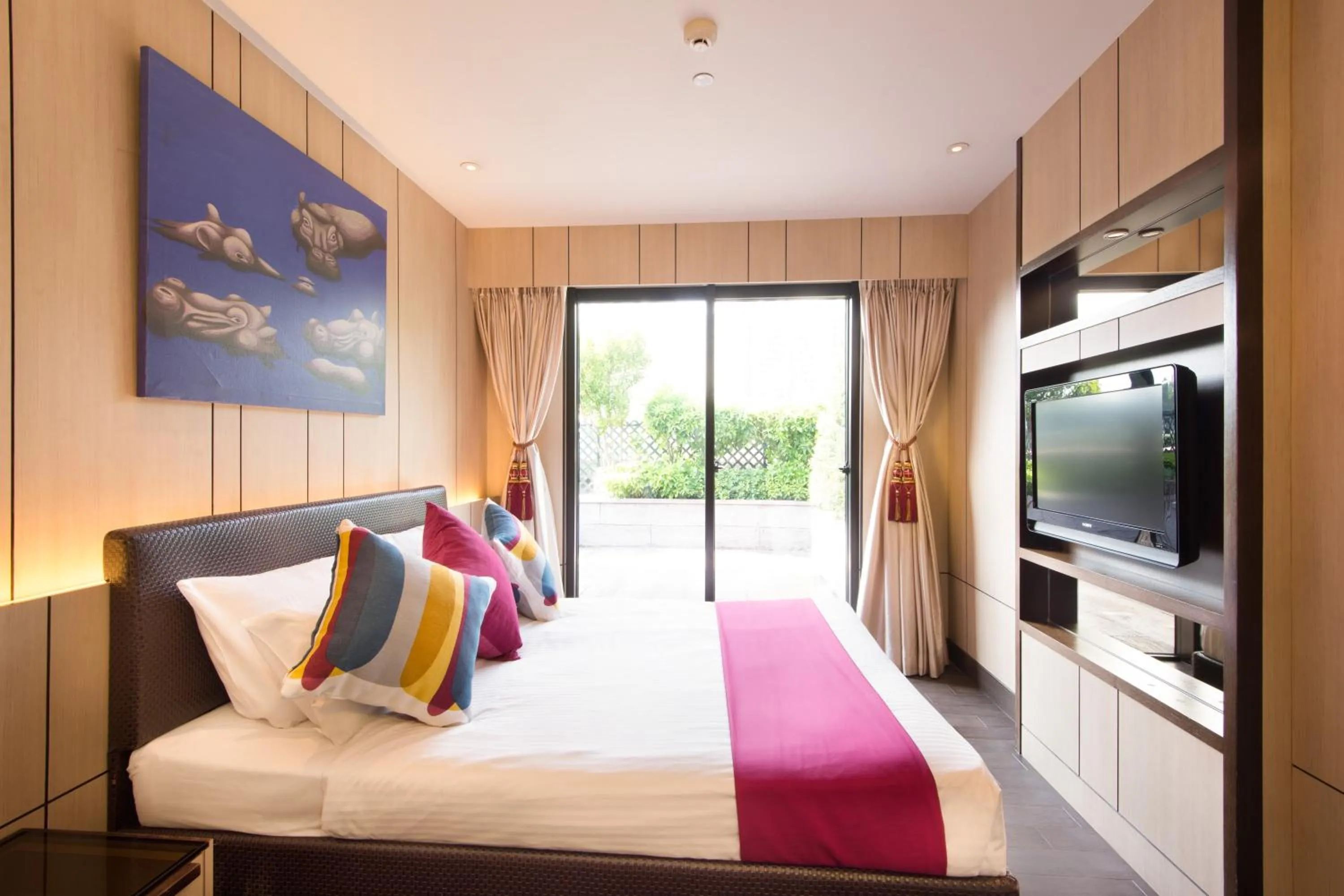 Deluxe Double Room in Noah’s Ark Hotel & Resort