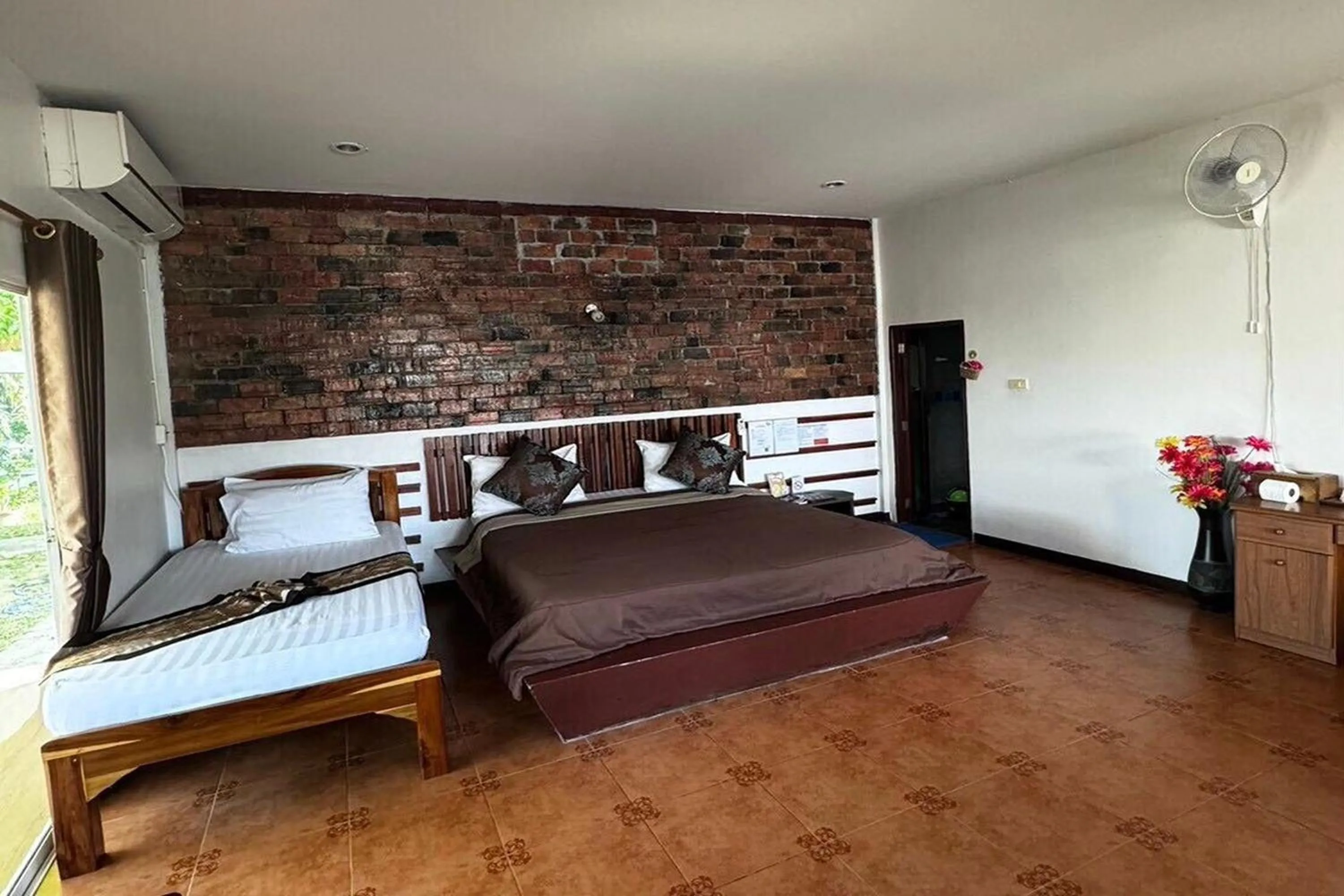 Deluxe Room (2 Adults + 1 Child) in Ozone Resort & Pool Villa