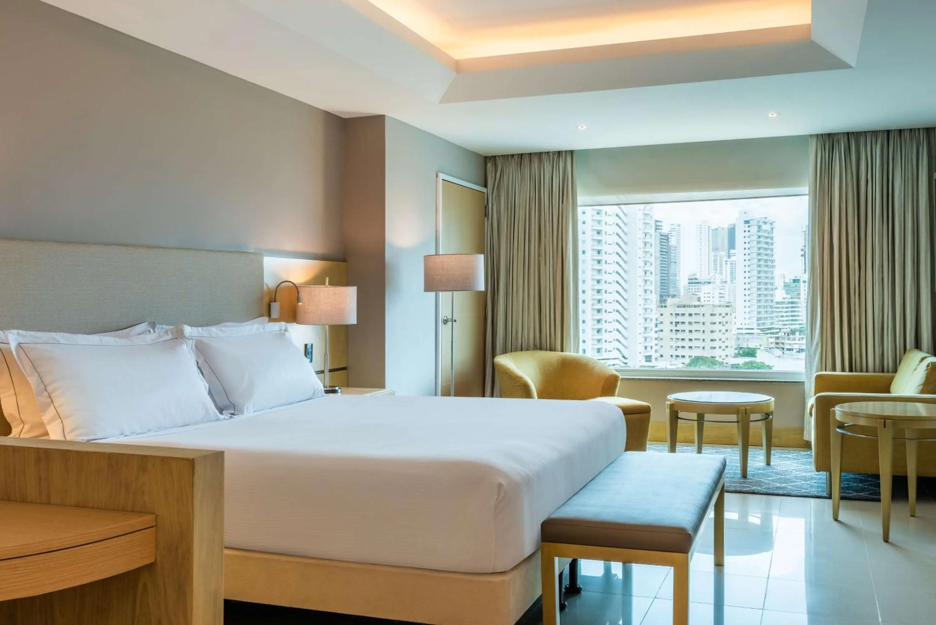 Executive King Room with City View in Hilton Cartagena