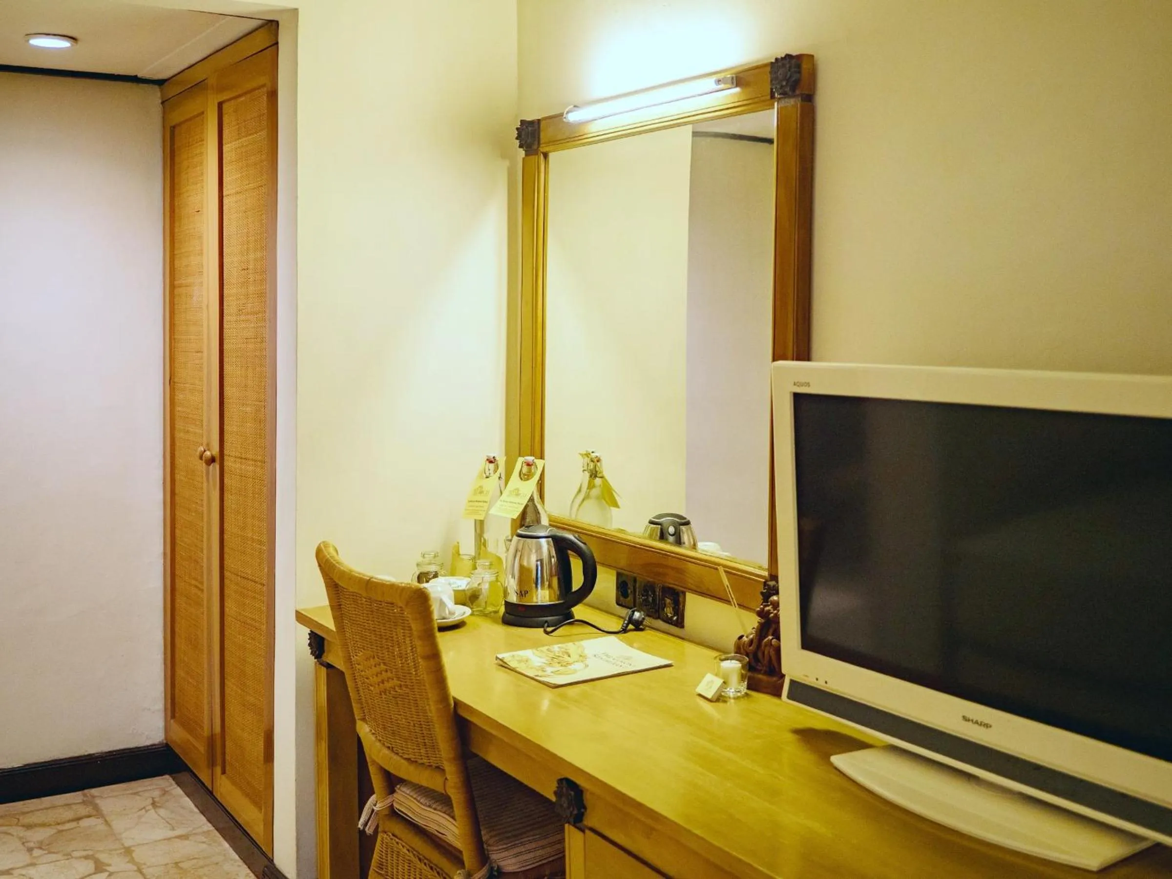 Deluxe Executive in Hotel Tugu Blitar