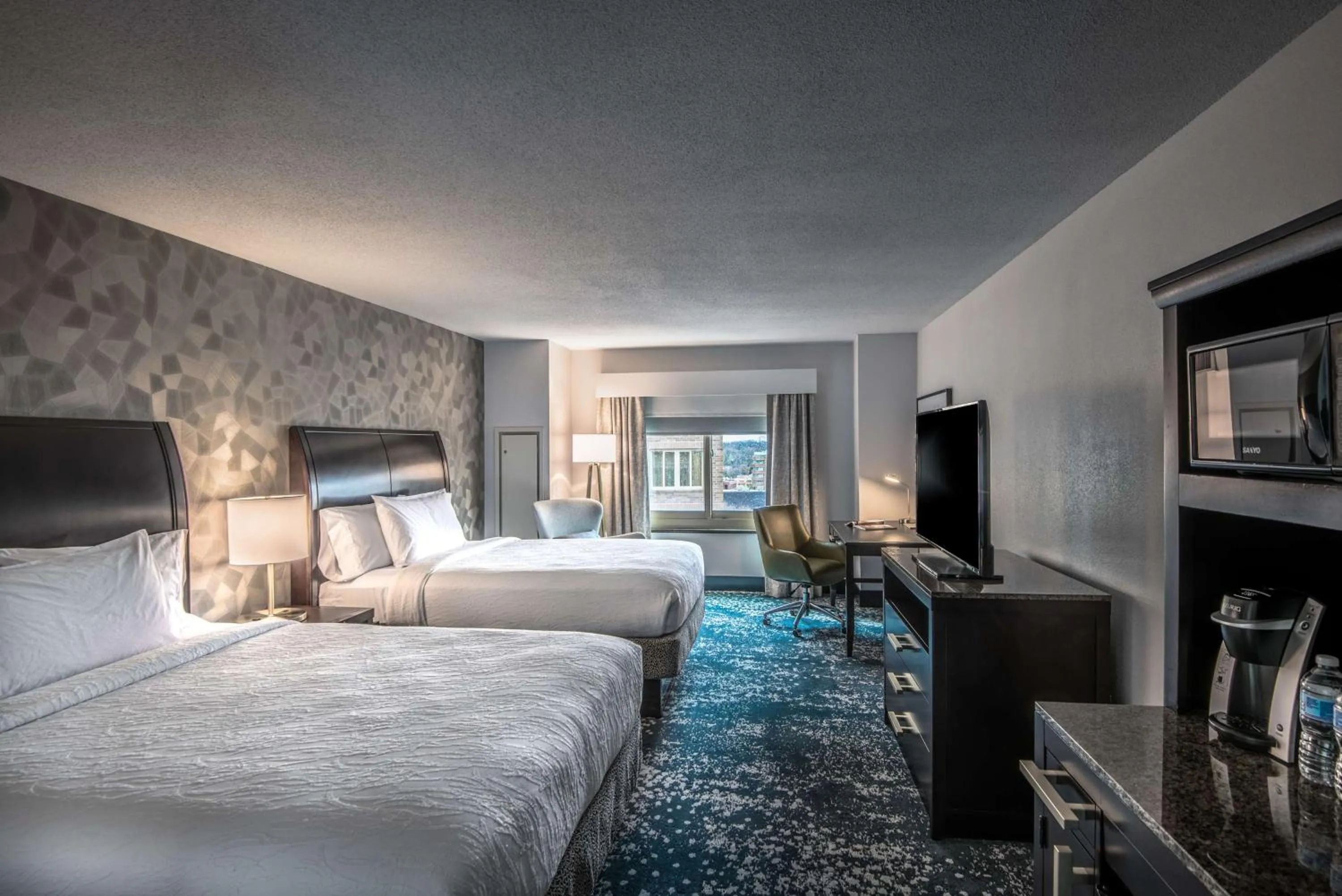 Queen Room with Two Queen Beds - Mobility and Hearing Access in Hilton Garden Inn Bethesda Downtown