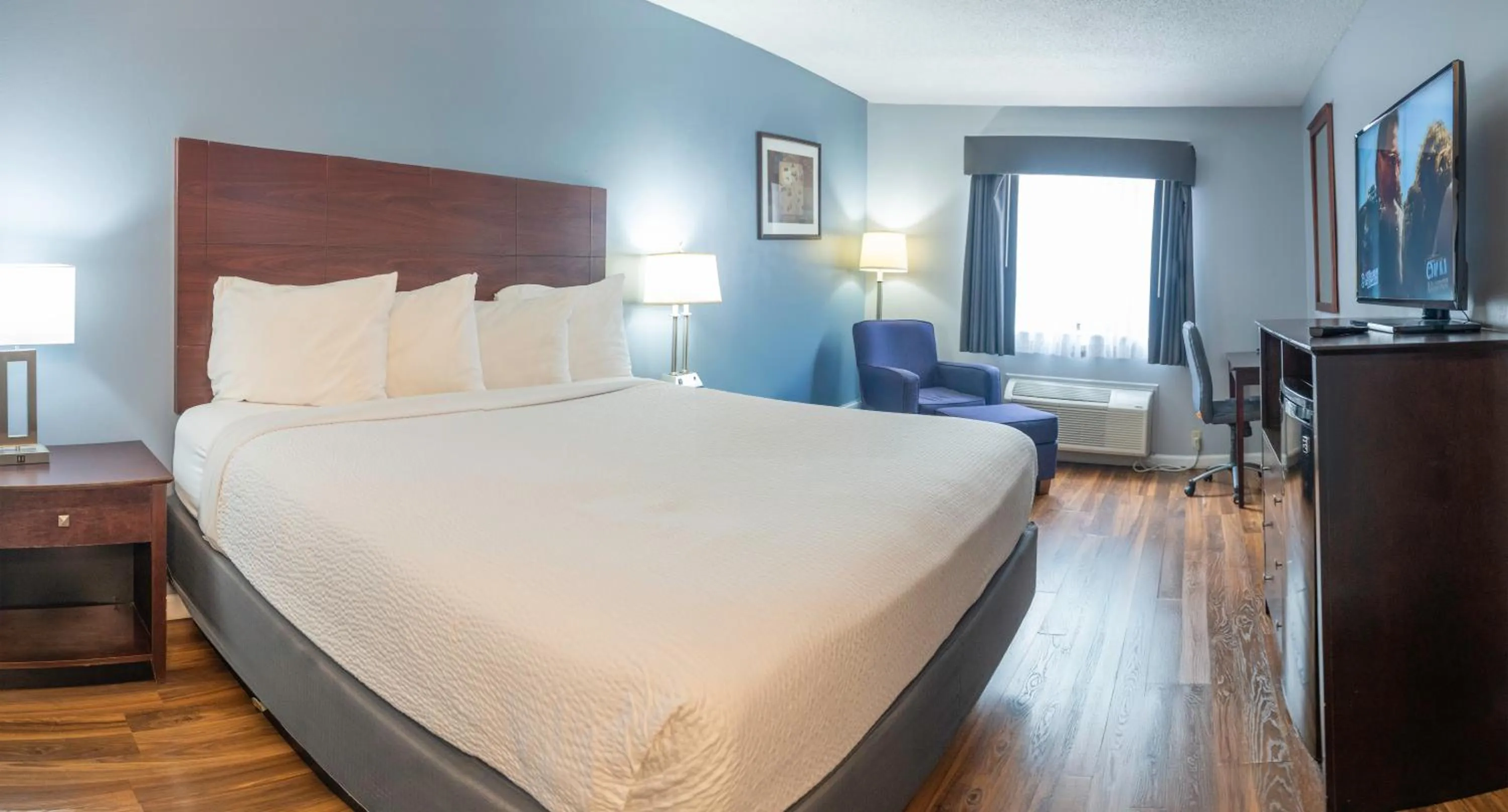 King Room - Non-Smoking in Baymont by Wyndham Delaware