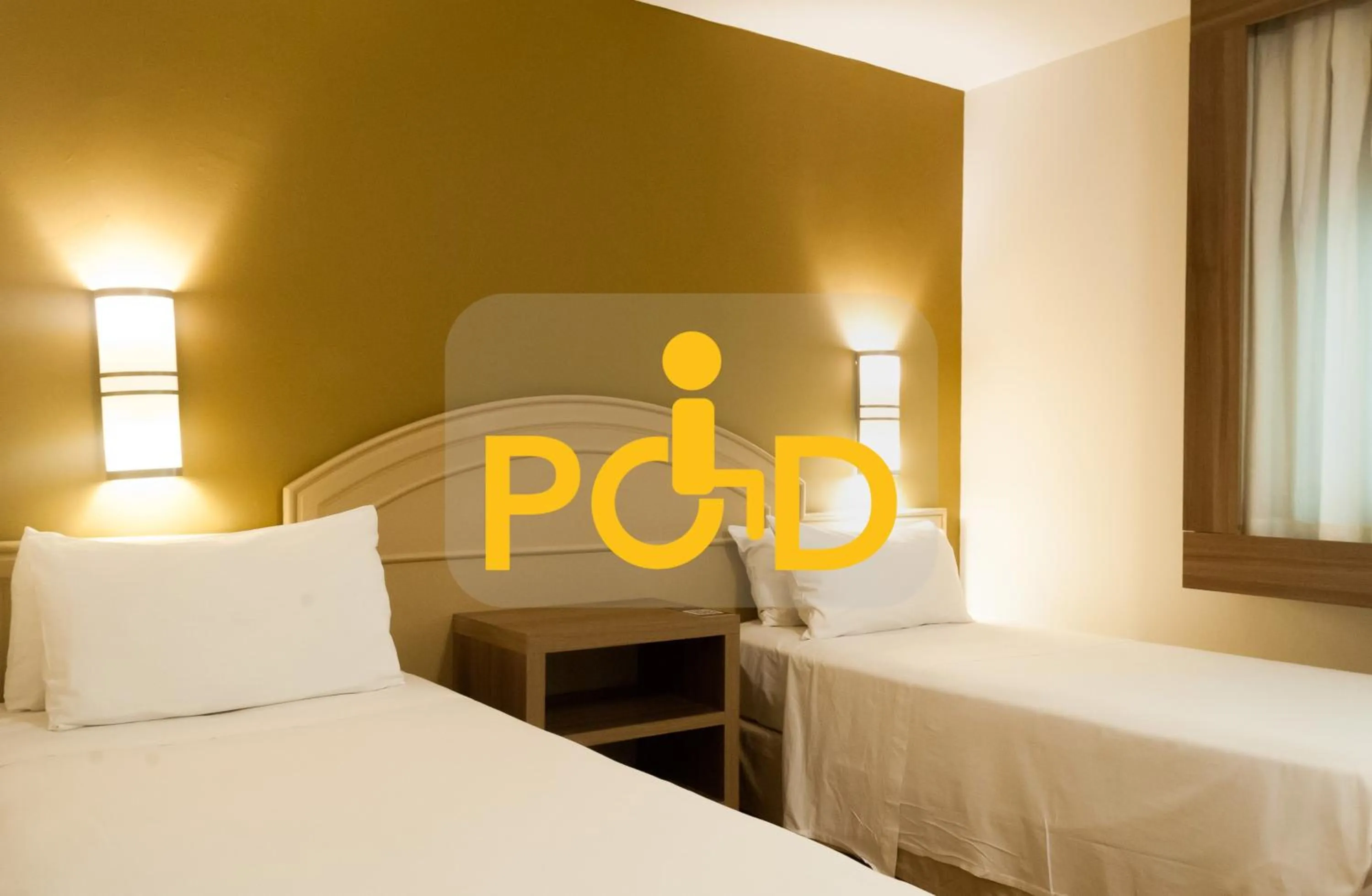 Double Room - Disability Access in Master Porto Alegre Hotel - Av Carlos Gomes, Próximo ao Consulado Americano