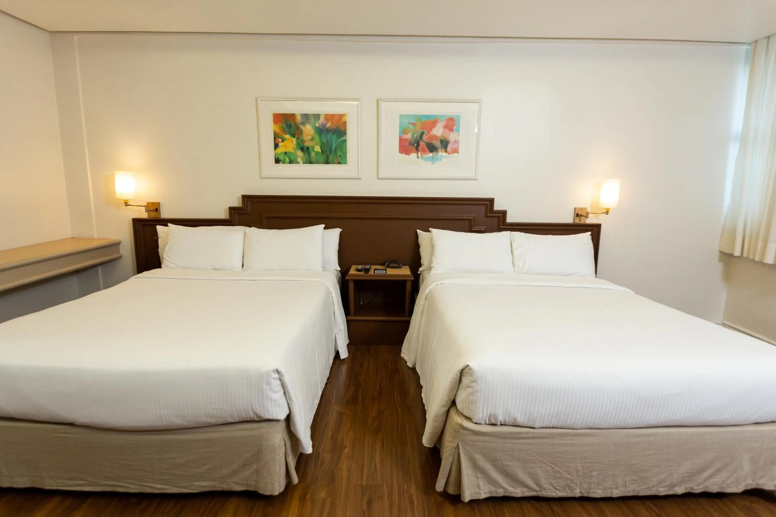 Standard Family Room in Master Porto Alegre Hotel - Av Carlos Gomes, Próximo ao Consulado Americano