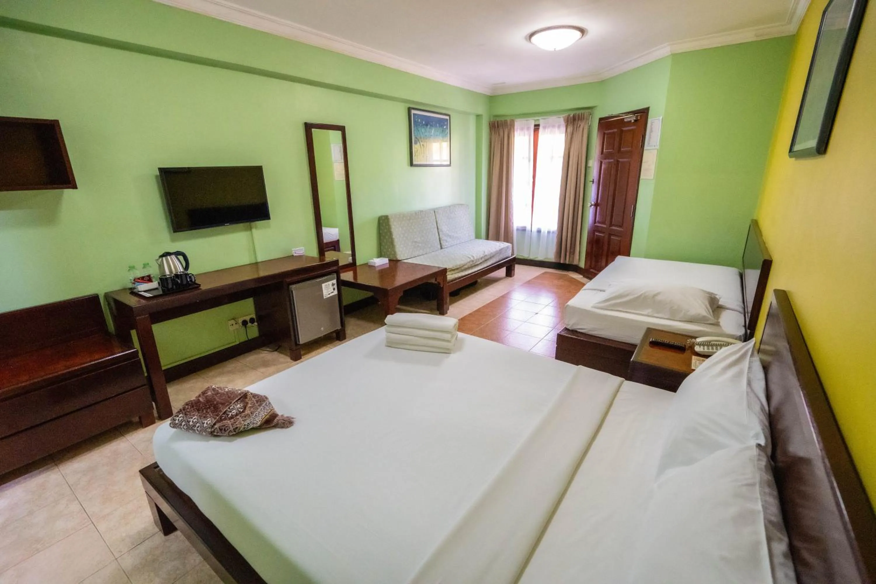 Standard Room in Bukit Merah Laketown Resort