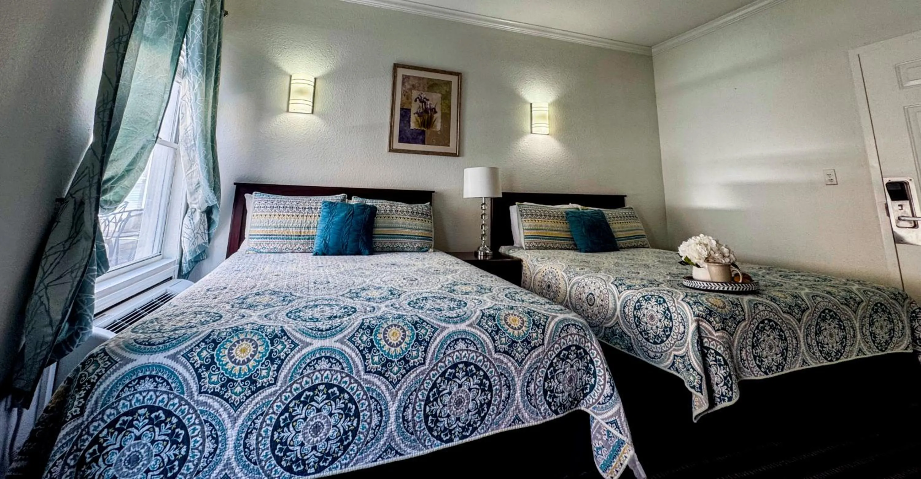 Deluxe Two Queen Suite in Athens Hotel & Suites