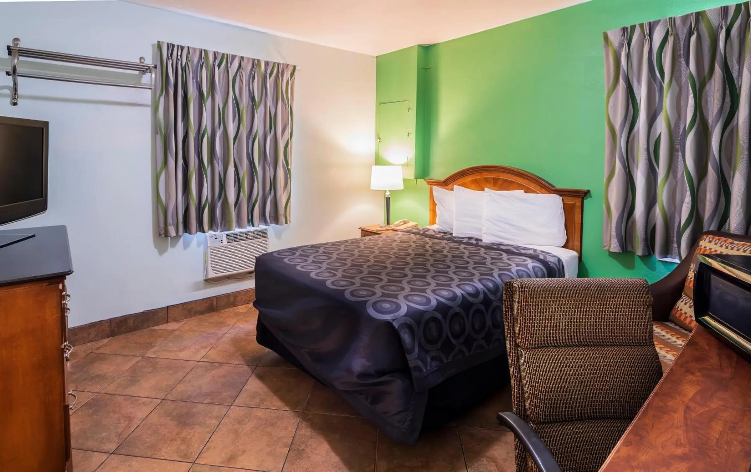 Standard Double Room - single occupancy in Hitching Post Studios Inn