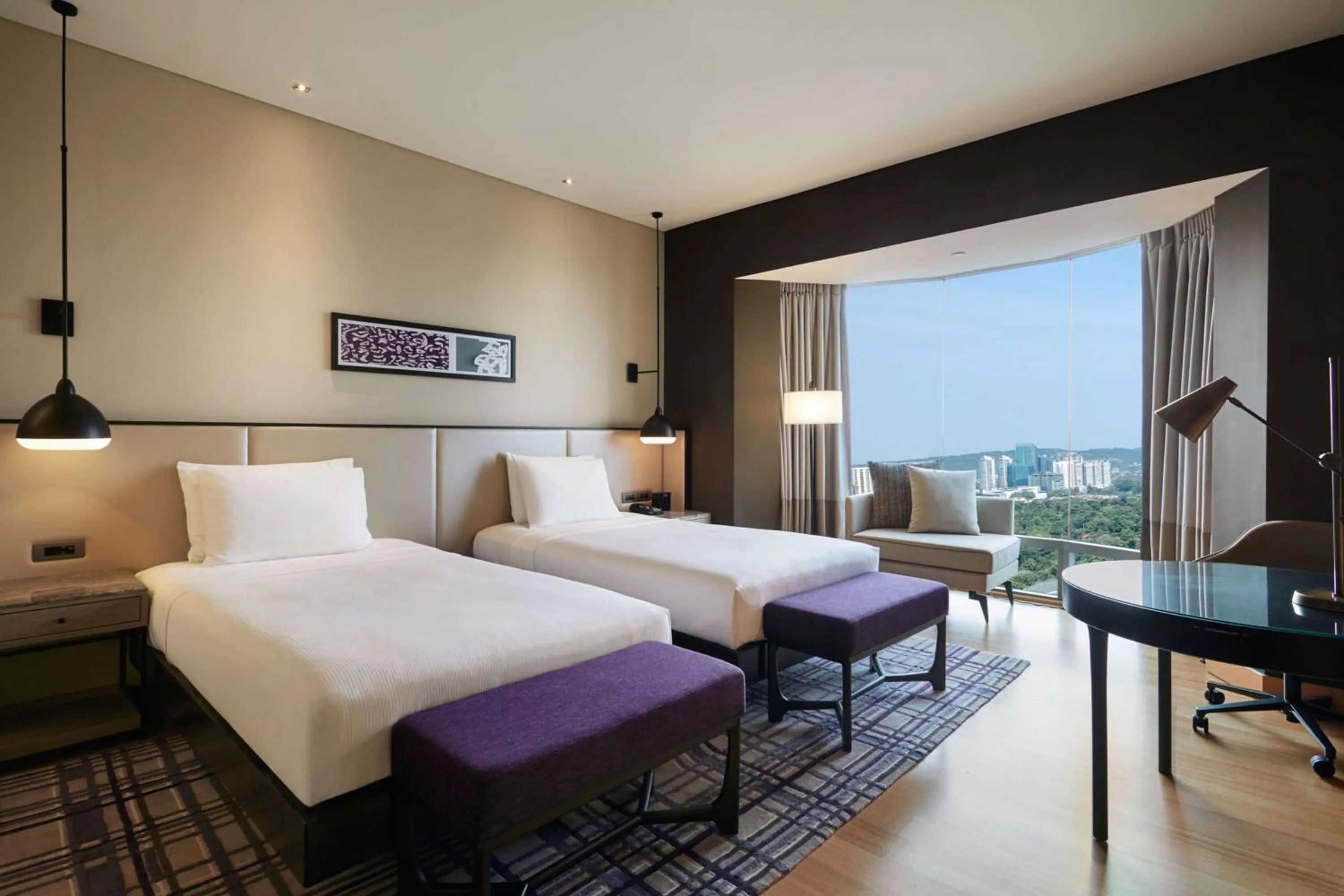 Executive Twin Room with Lake View and Access to Executive Lounge in Hilton Kuala Lumpur
