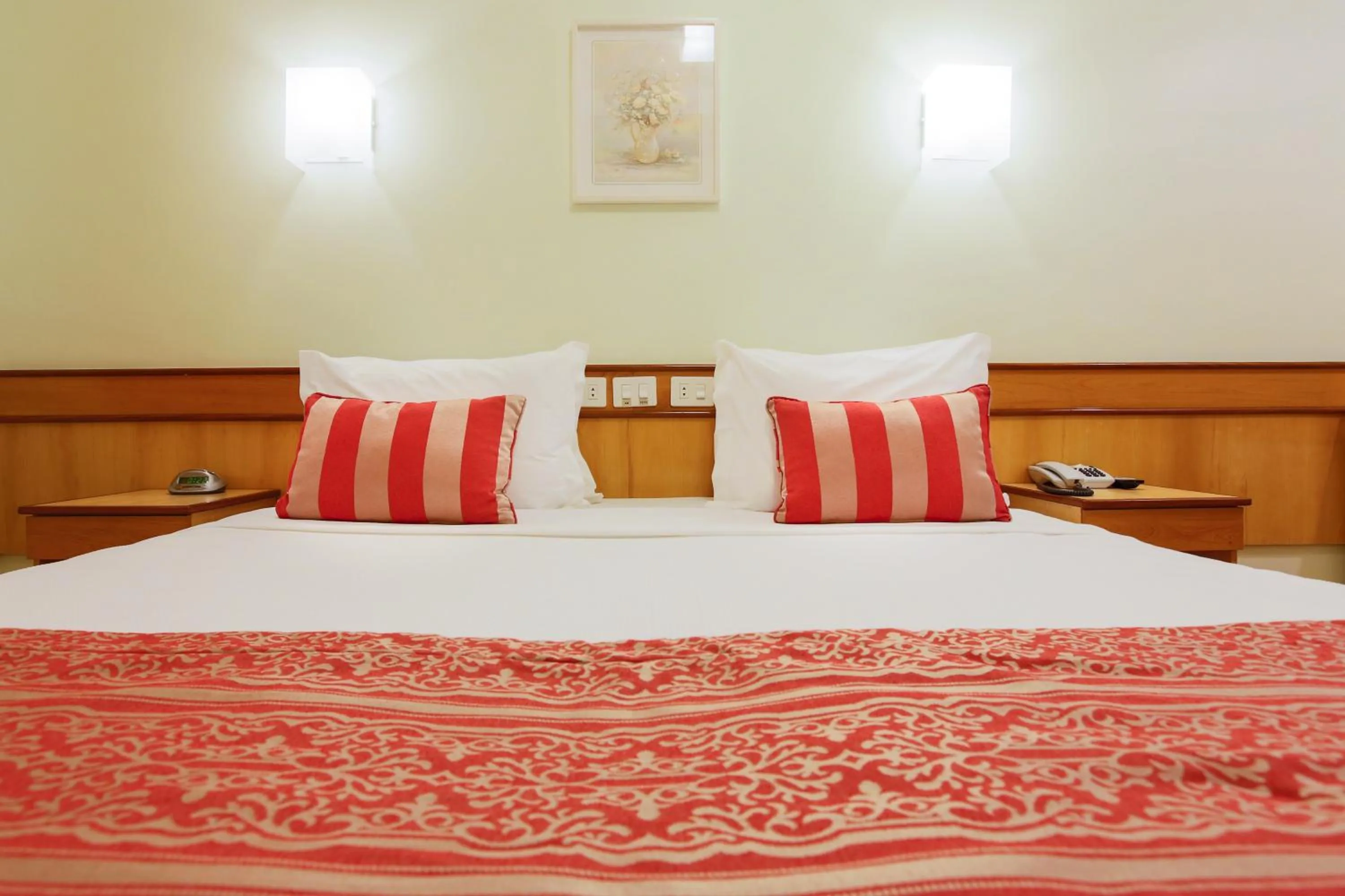 Deluxe Double Room in Scorial Rio Hotel