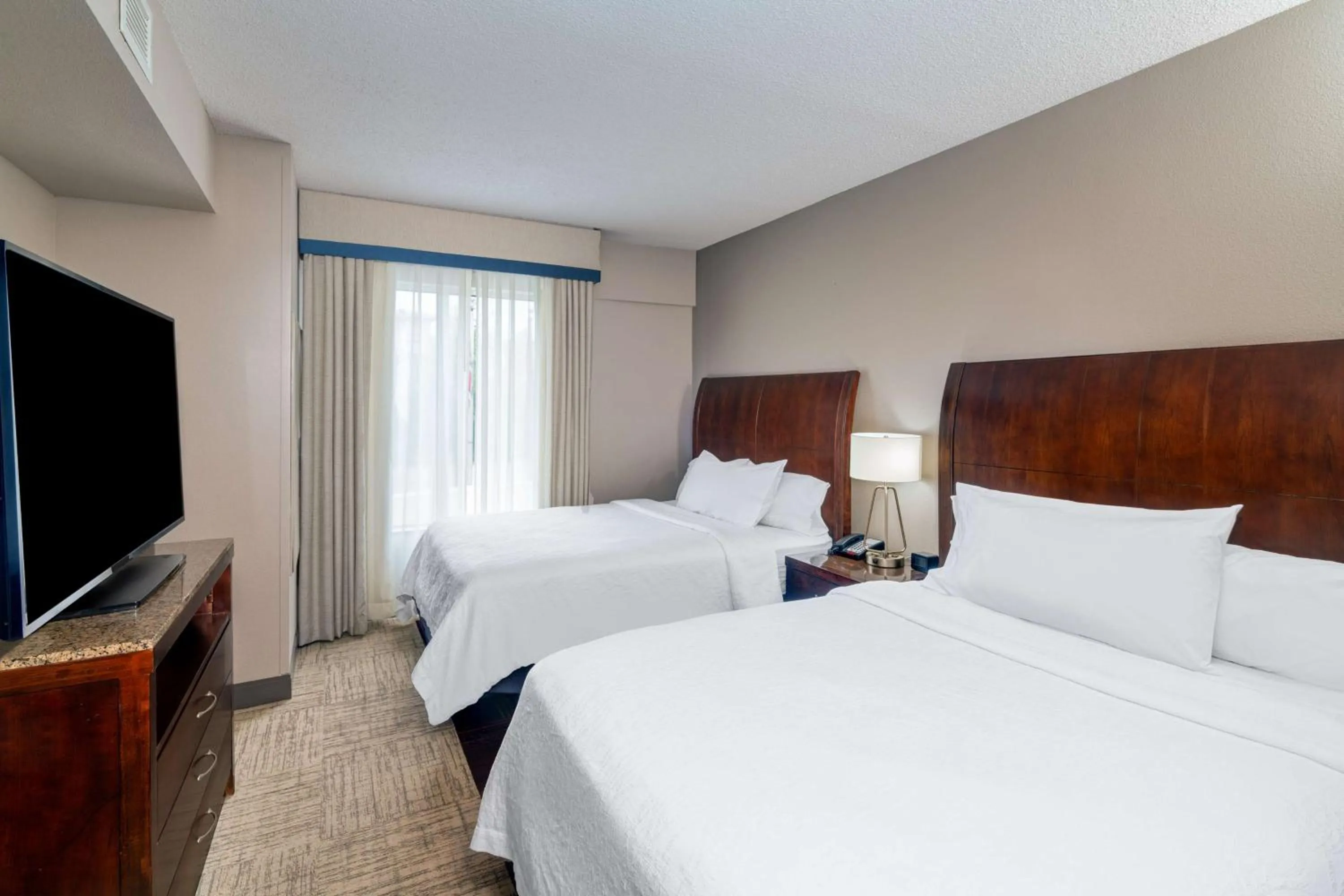 One-Bedroom Queen Suite with Two Queen Beds in Hilton Garden Inn Augusta