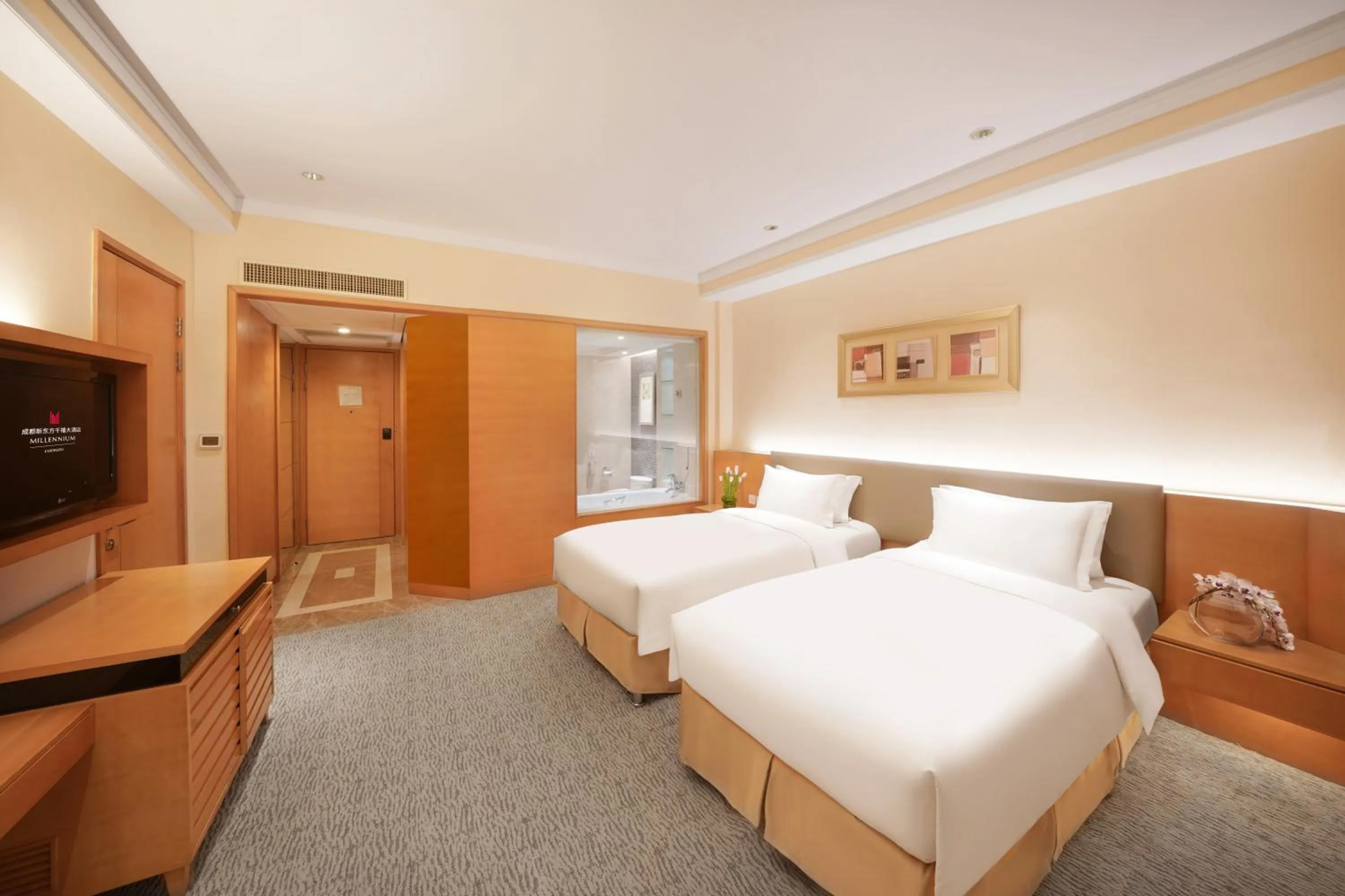 Superior Twin Room in Millennium Hotel Chengdu