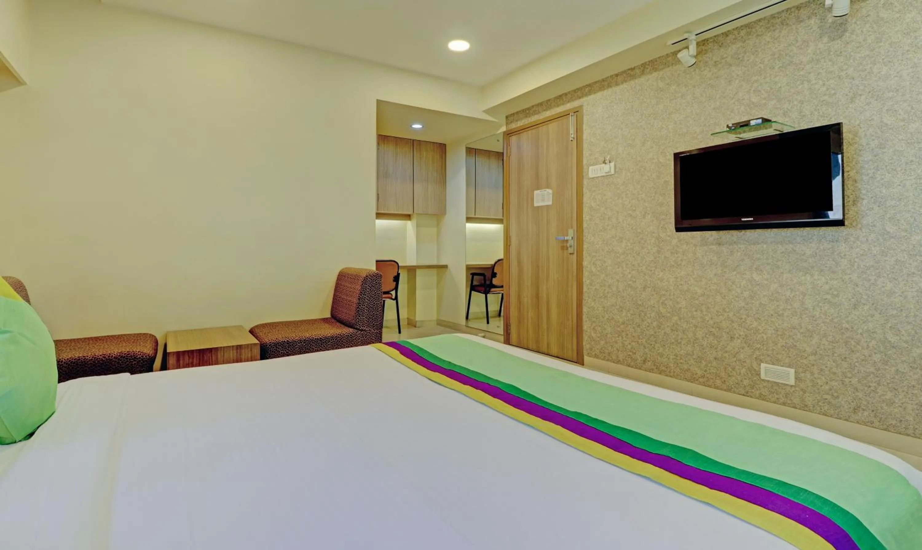 Deluxe Double Room - single occupancy in Treebo Vikrant Residency