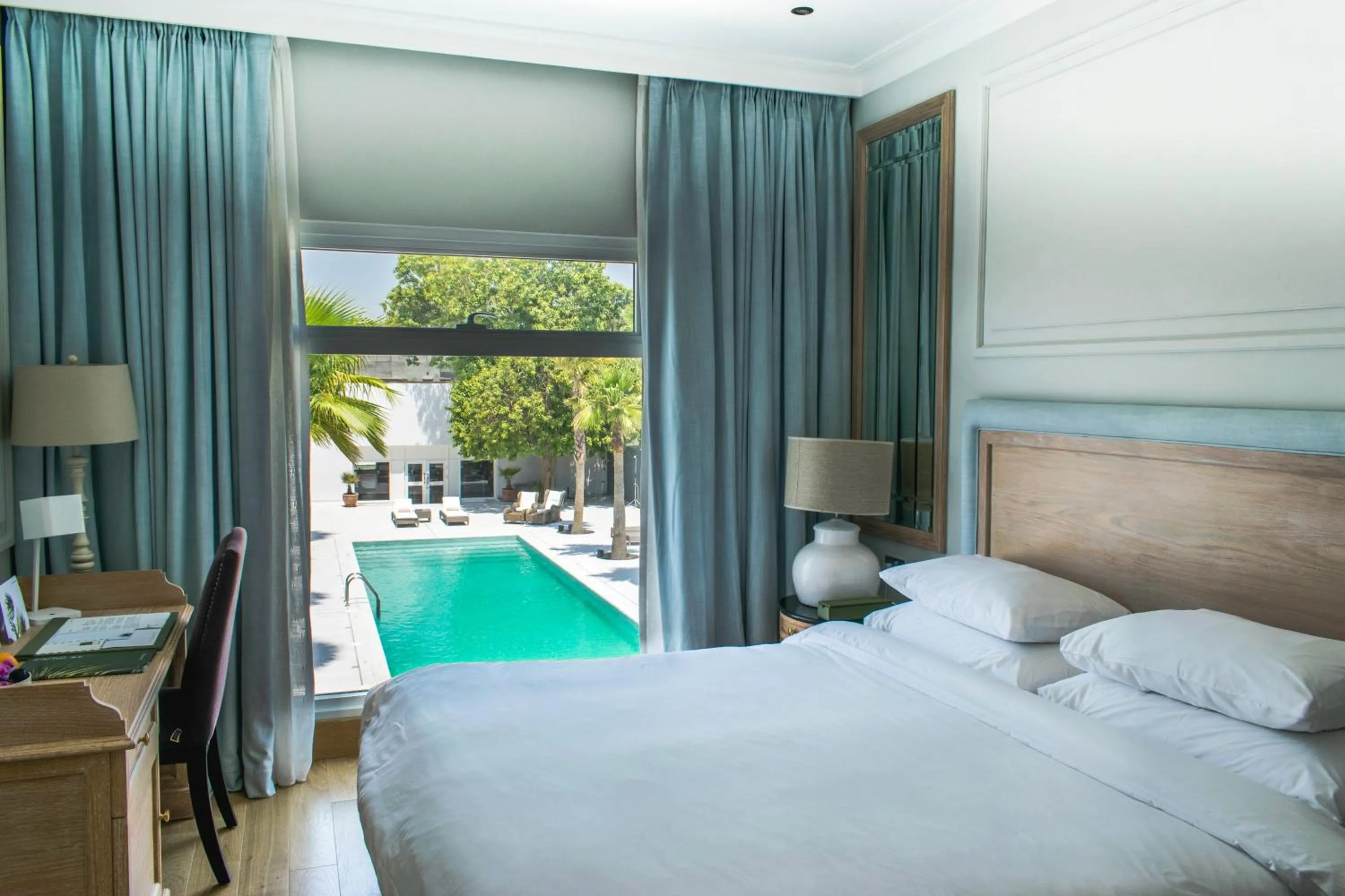 Double Room with Pool View in Palmyard Hotel