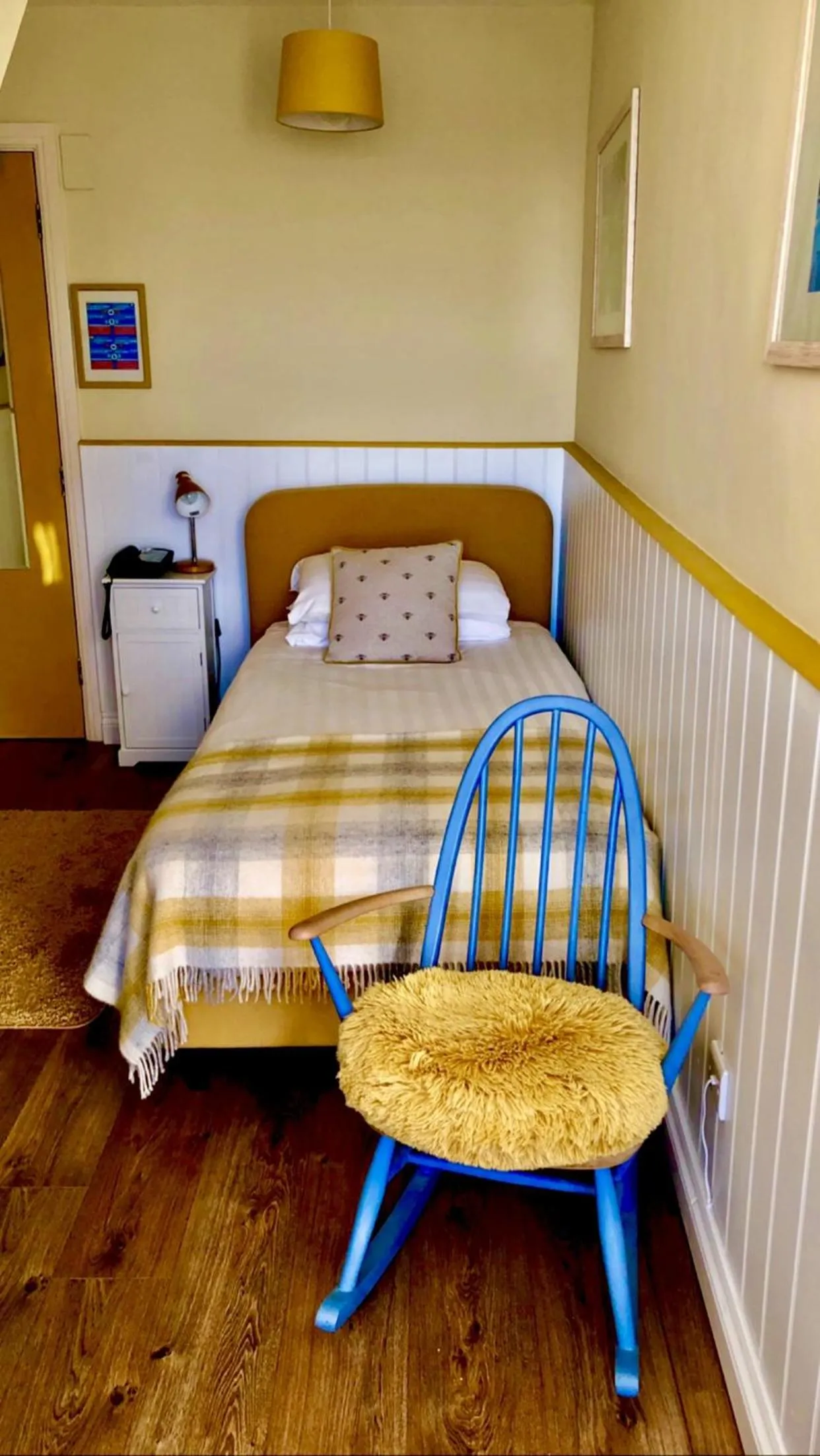 Standard Single Room with Sea View - single occupancy in No: 1 The Esplanade Guest Accommodation.