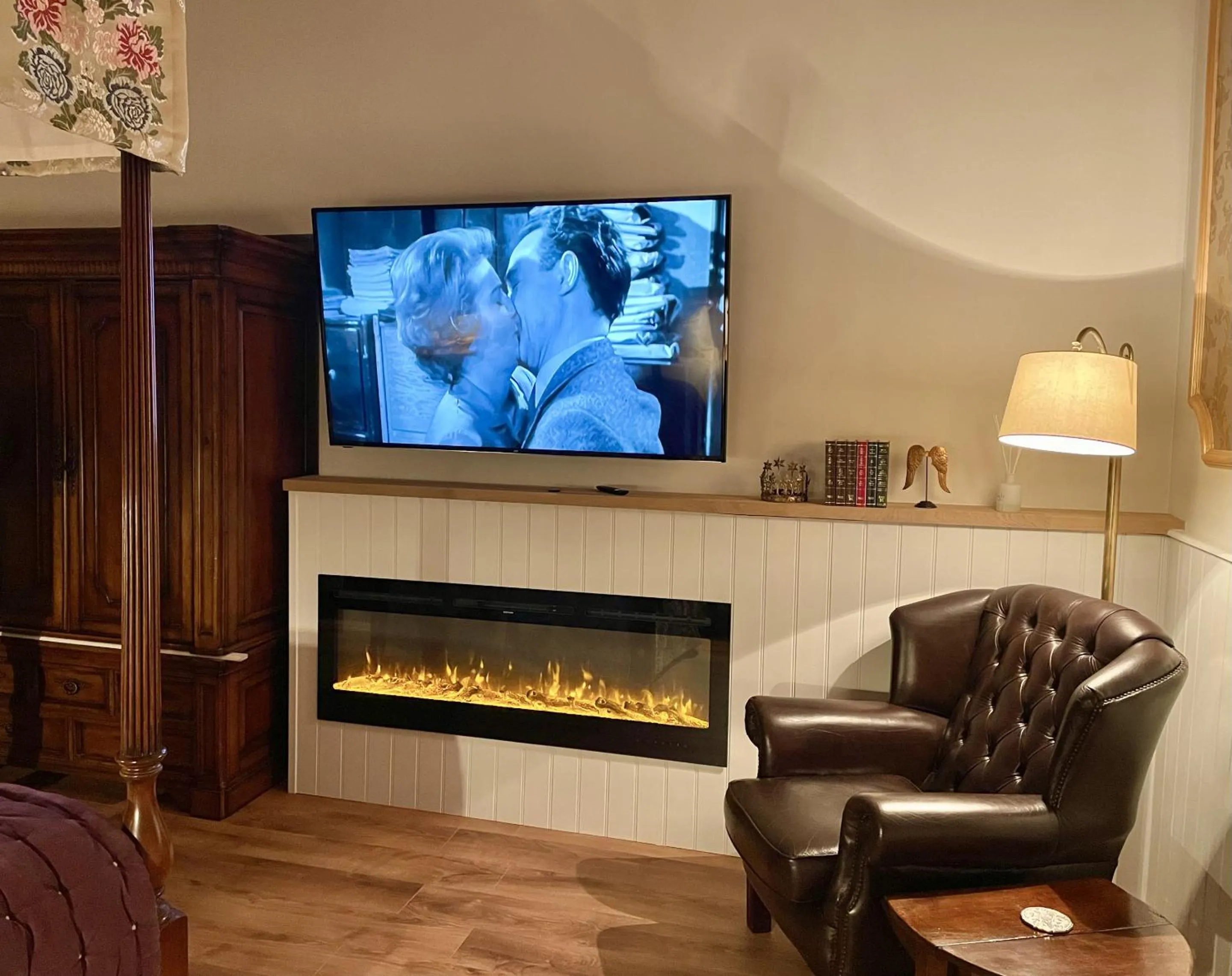 Superior Double Room in No: 1 The Esplanade Guest Accommodation.