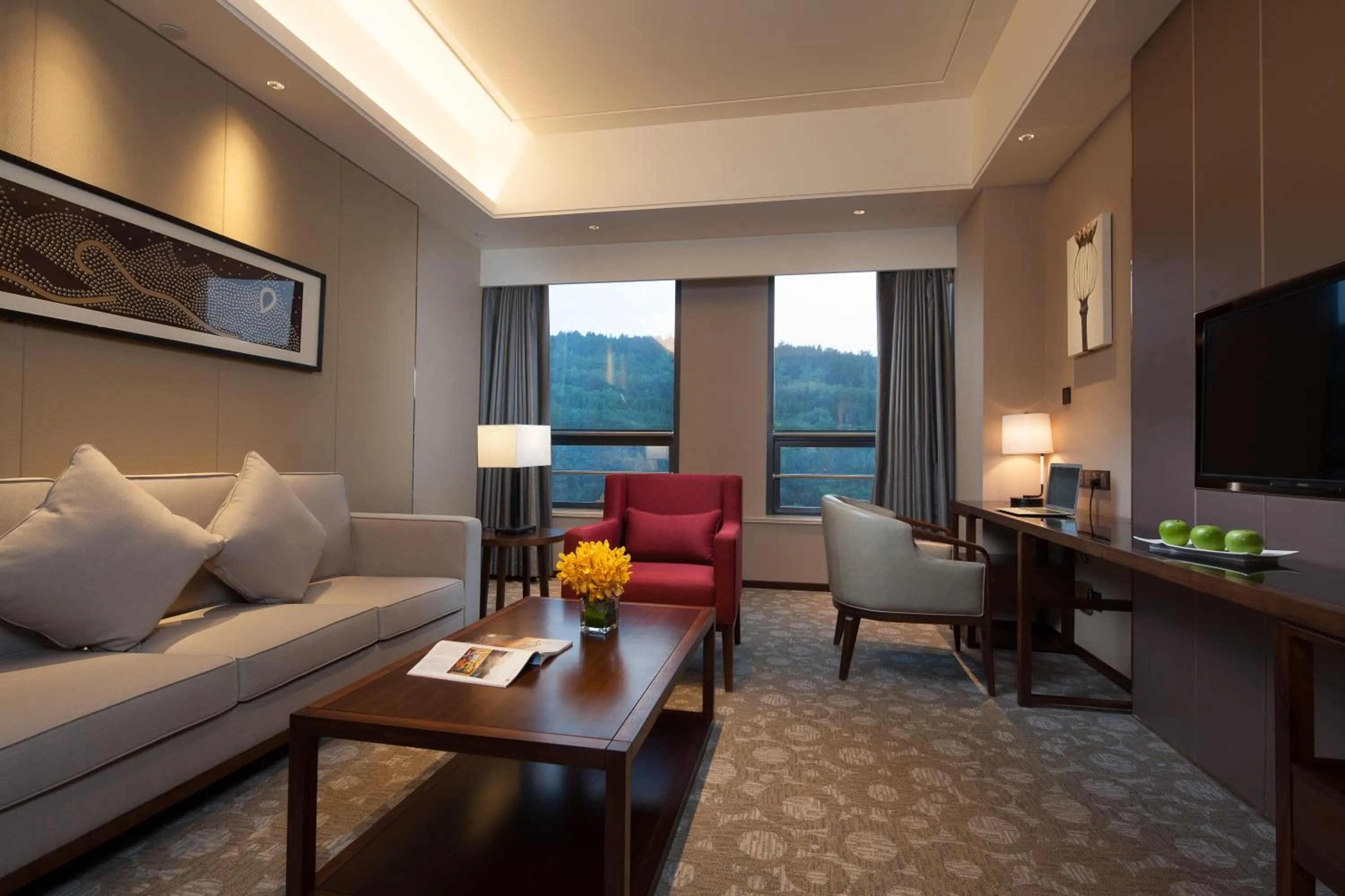 Deluxe Suite in Ramada Jinan