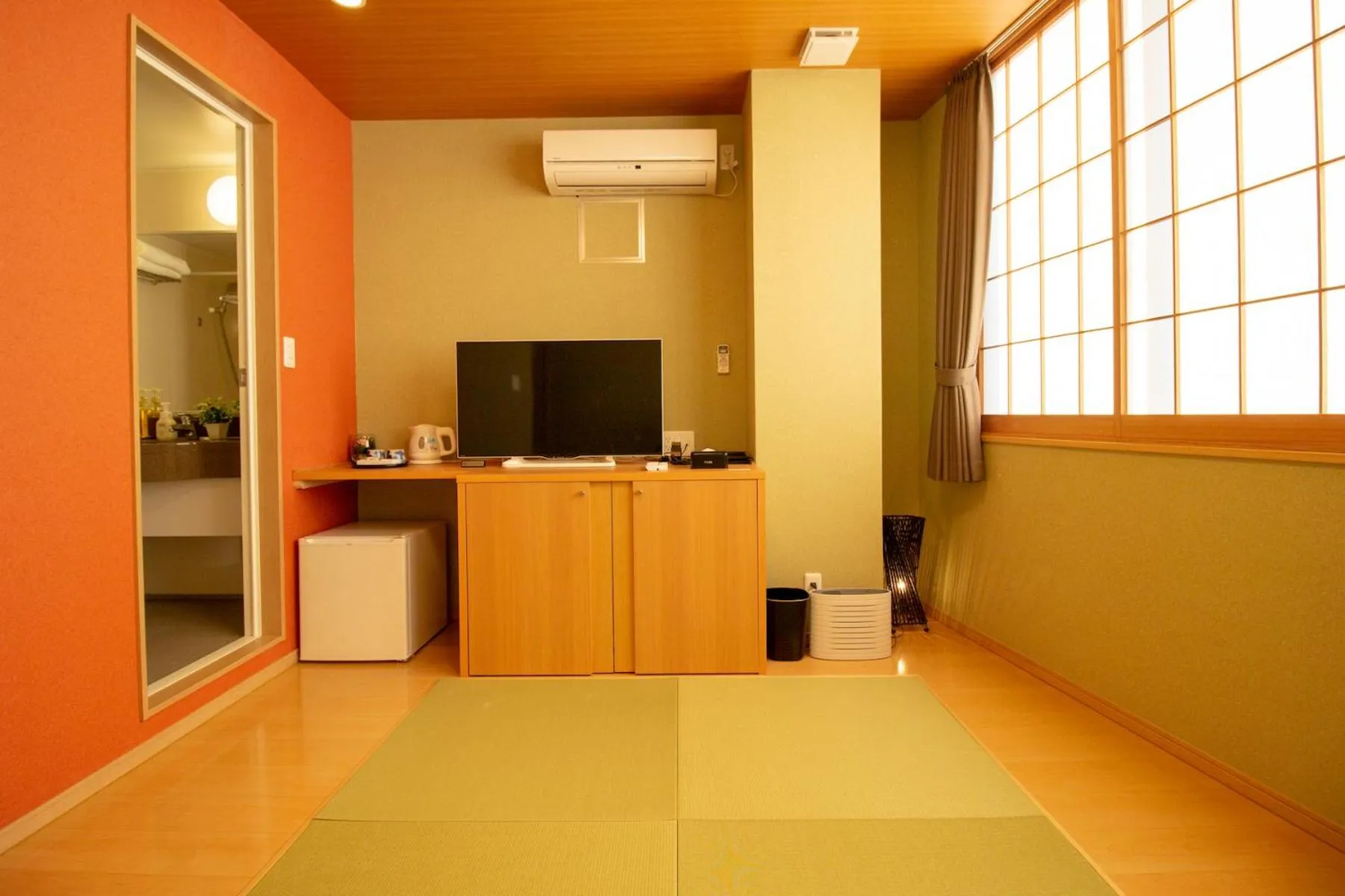 Economy Japanese-Style Twin Room in Nagomi Hotel Nippori