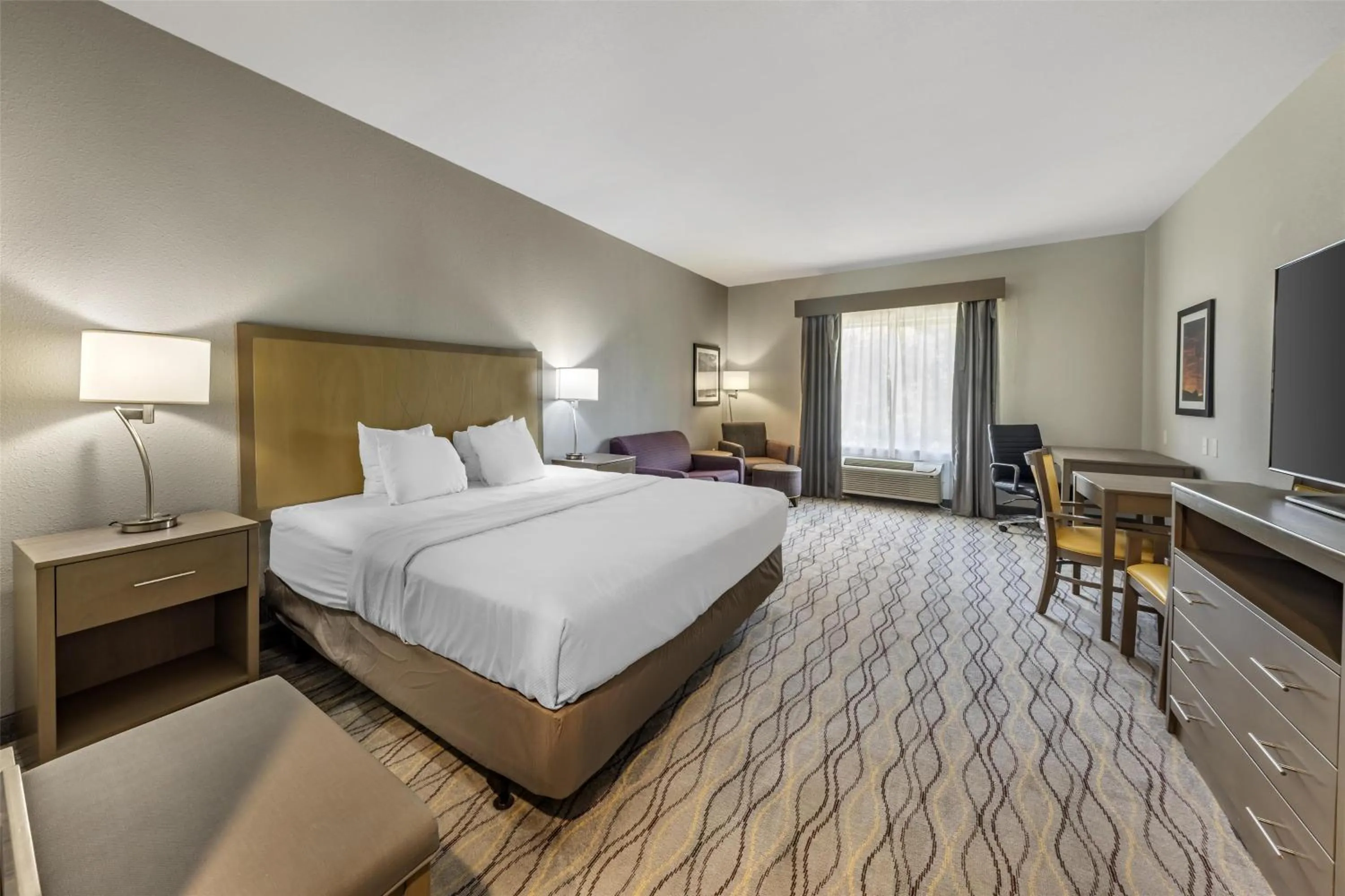 King Suite - Disability Access in Best Western Plus Pauls Valley