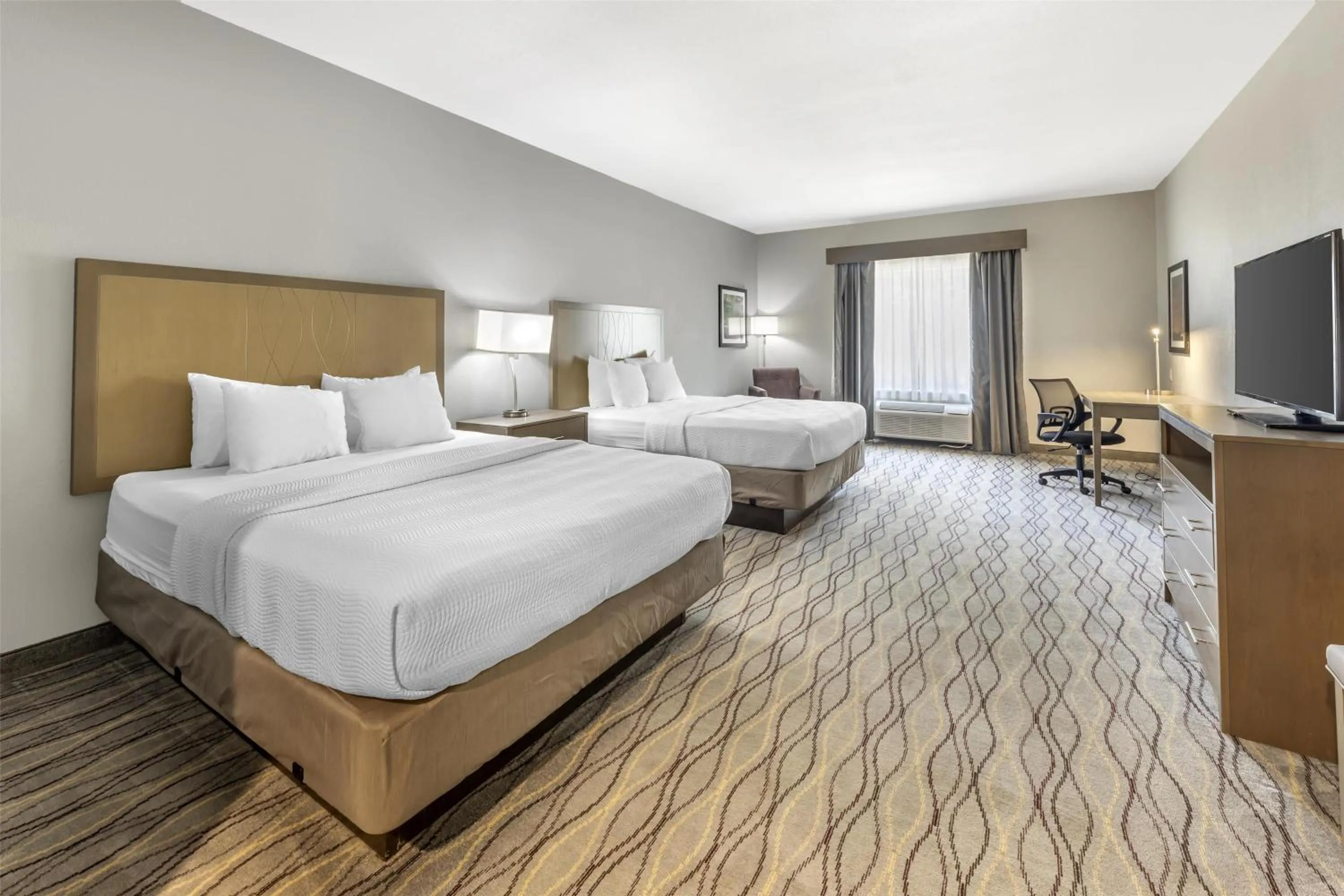 Queen Room with Two Queen Beds in Best Western Plus Pauls Valley