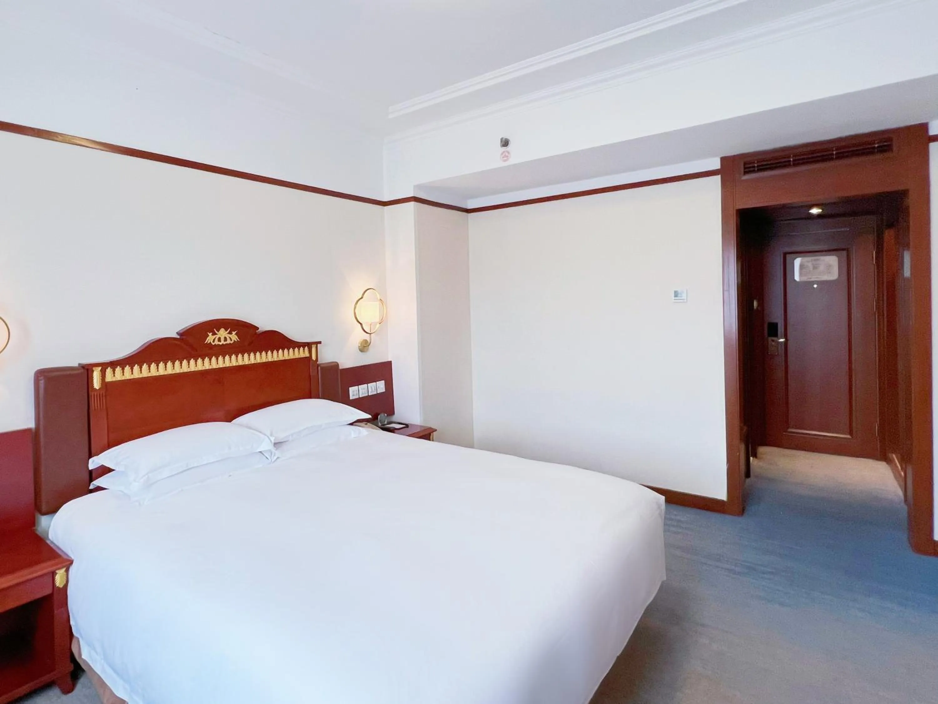 Superior Double Room in Hangzhou Xinqiao Hotel