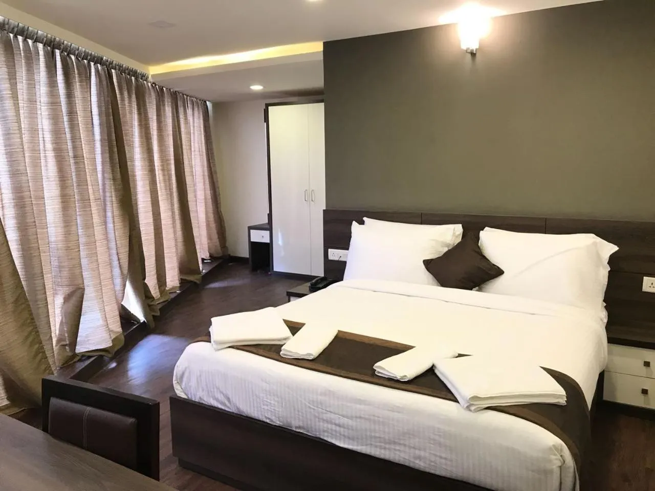 Superior Double Room - single occupancy in Hotel Royal Inn - Electronic City