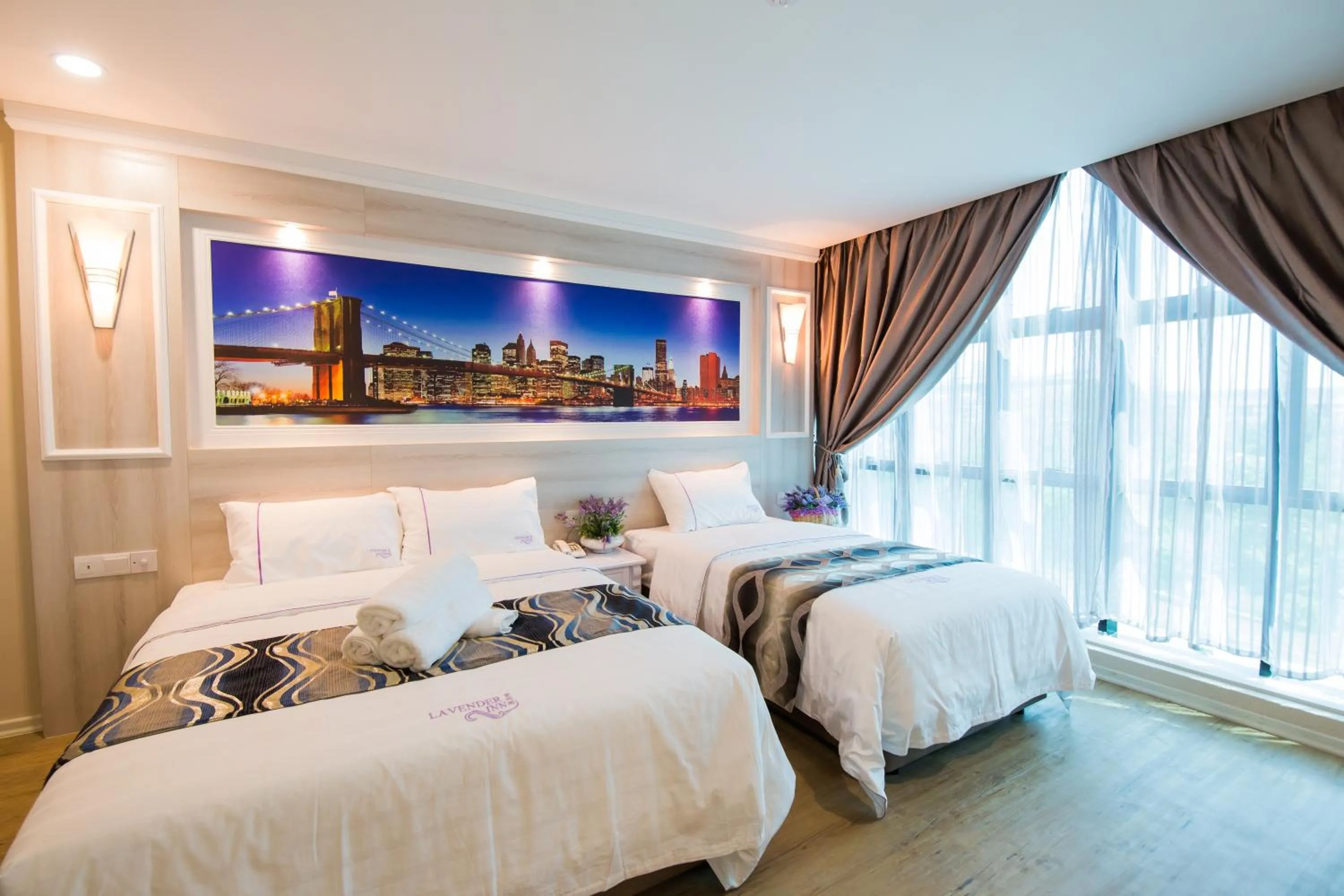 Family Room with Hot Tub in Lavender Inn USJ