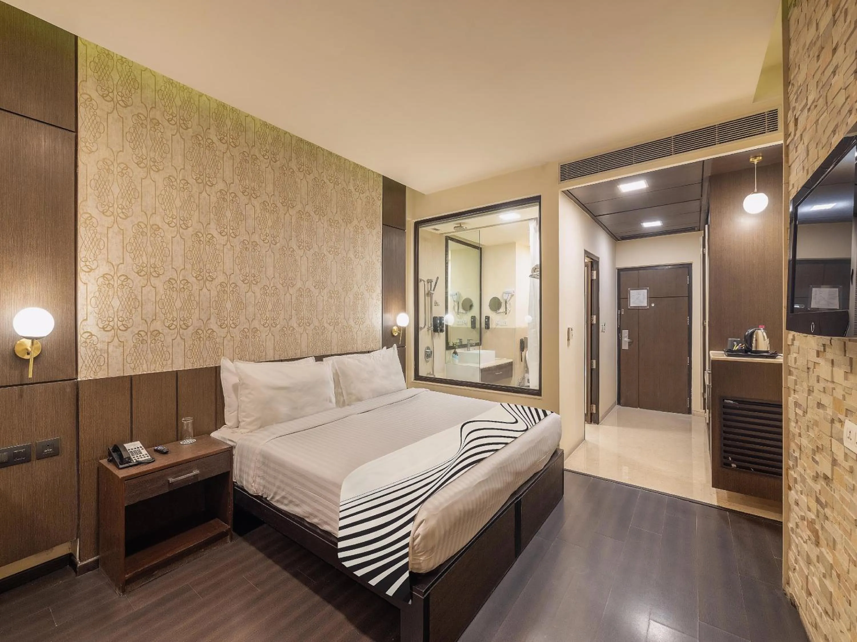 Deluxe Triple Room in Sunday Hotel by CheckIn Jaipur