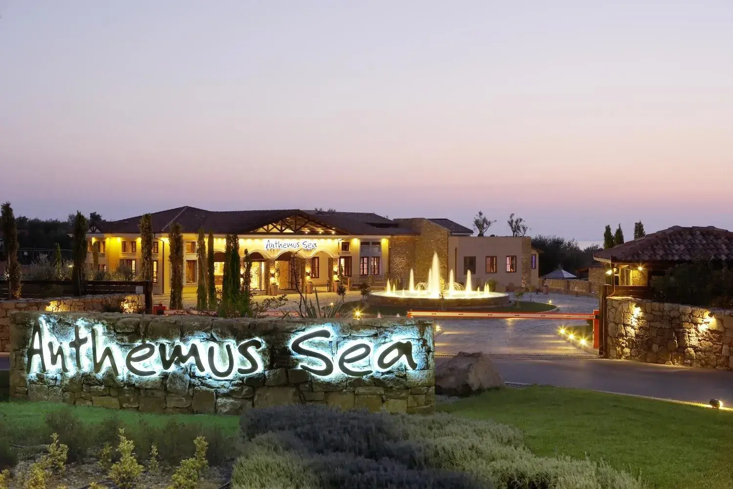 Anthemus Sea Beach Hotel and Spa Anthemus Sea Beach Hotel and Spa