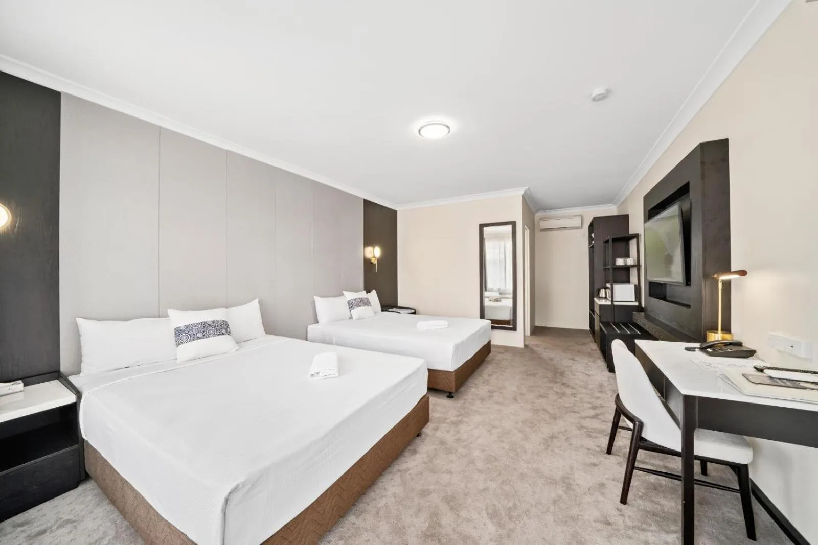 Queen Room with Two Queen Beds in WM Bankstown