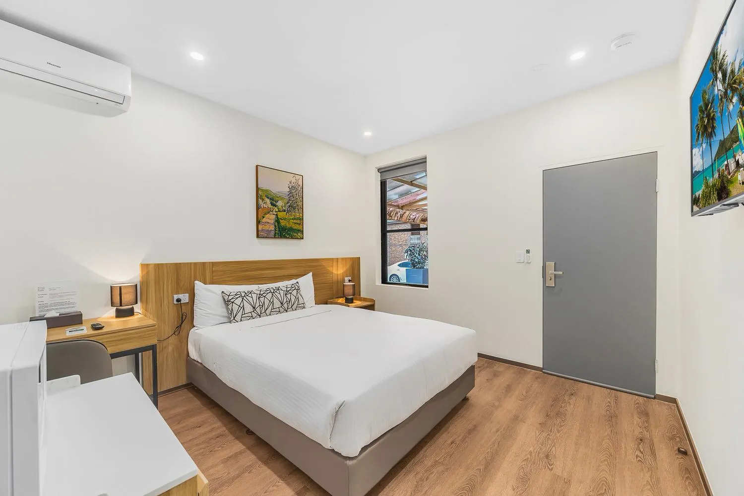 Superior Queen Room in WM Bankstown