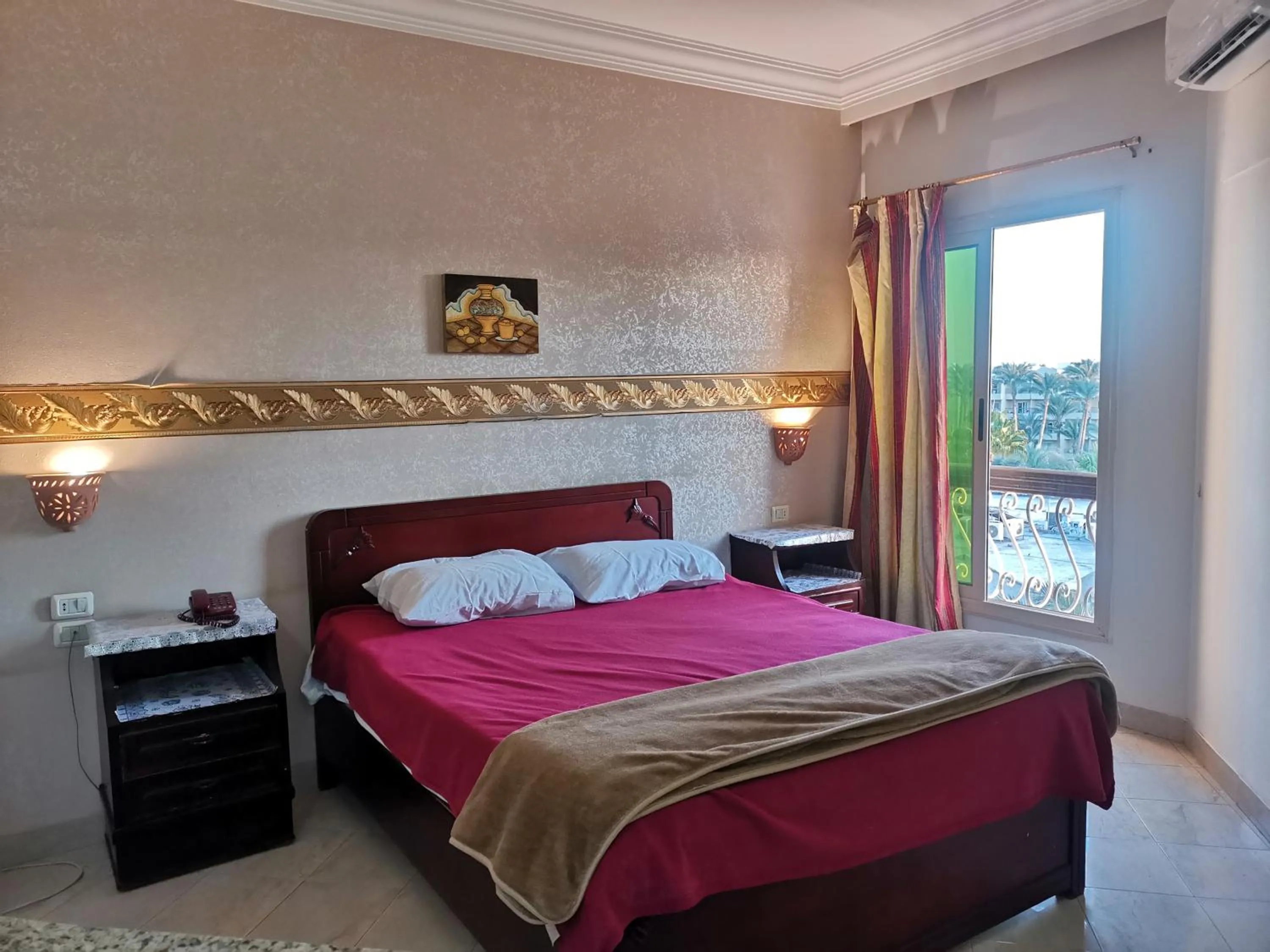 Standard Single Room in Golden Rose Hotel