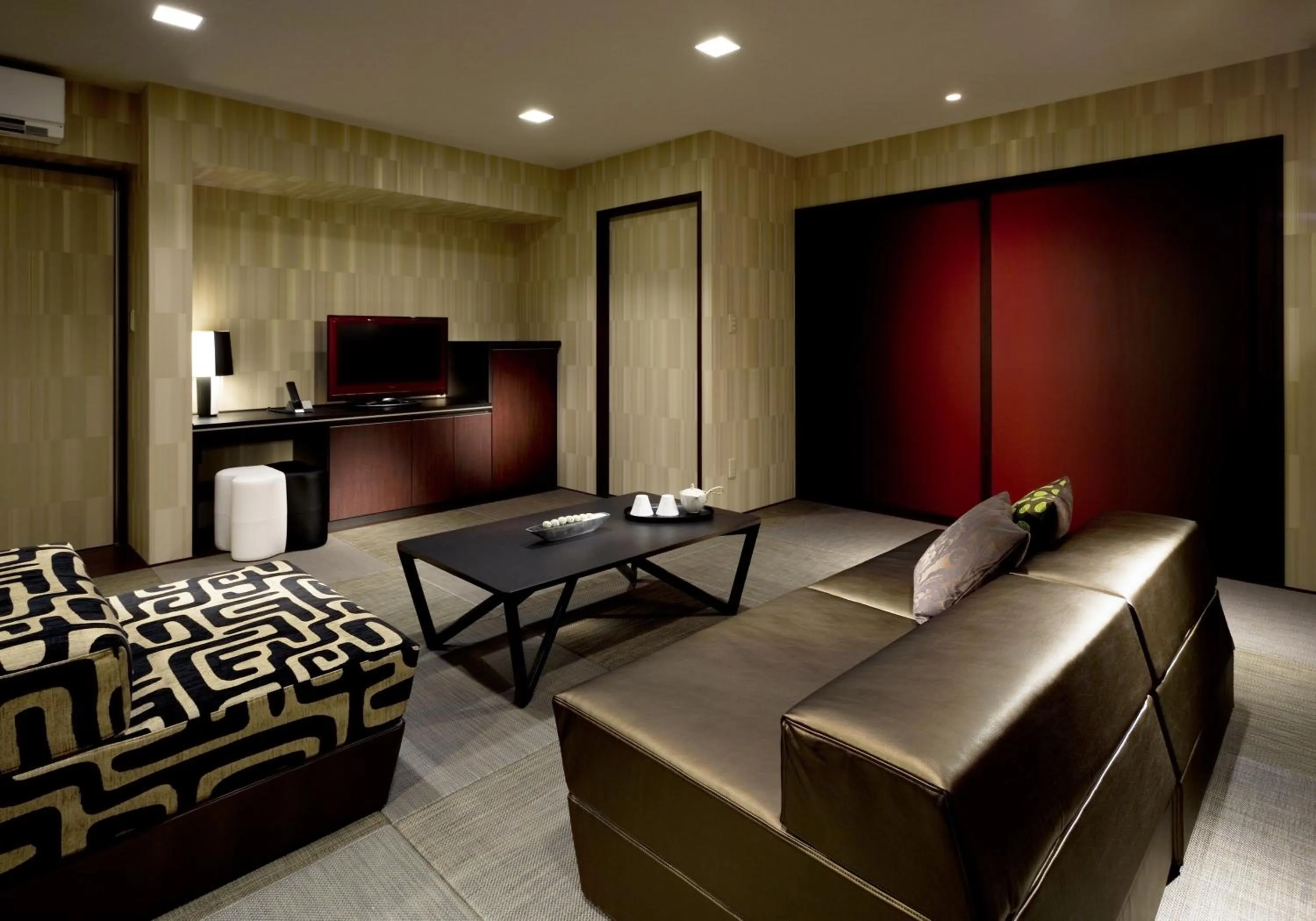 Deluxe Japanese-Style Room - single occupancy - Non-Smoking  in Village Kyoto