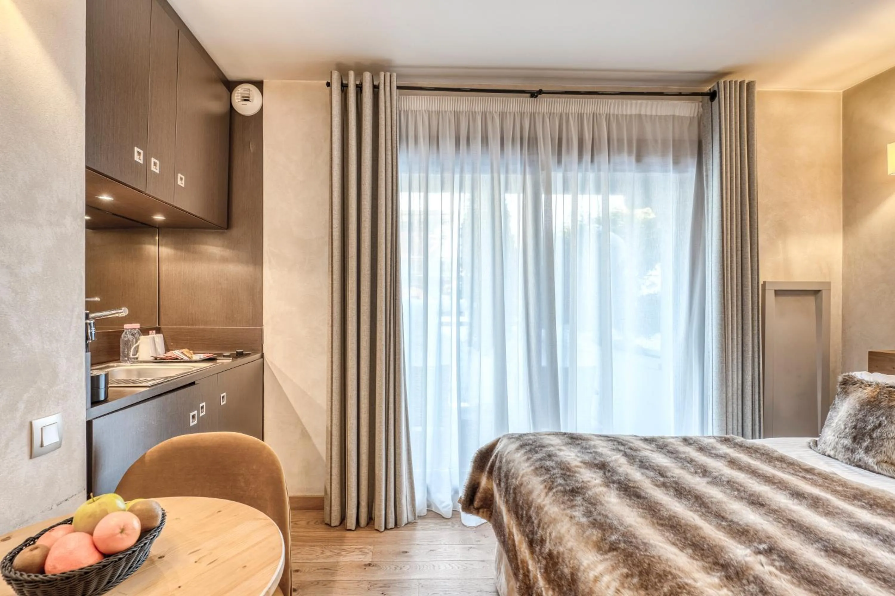 Double Room with Terrace in Les Loges Blanches Megève