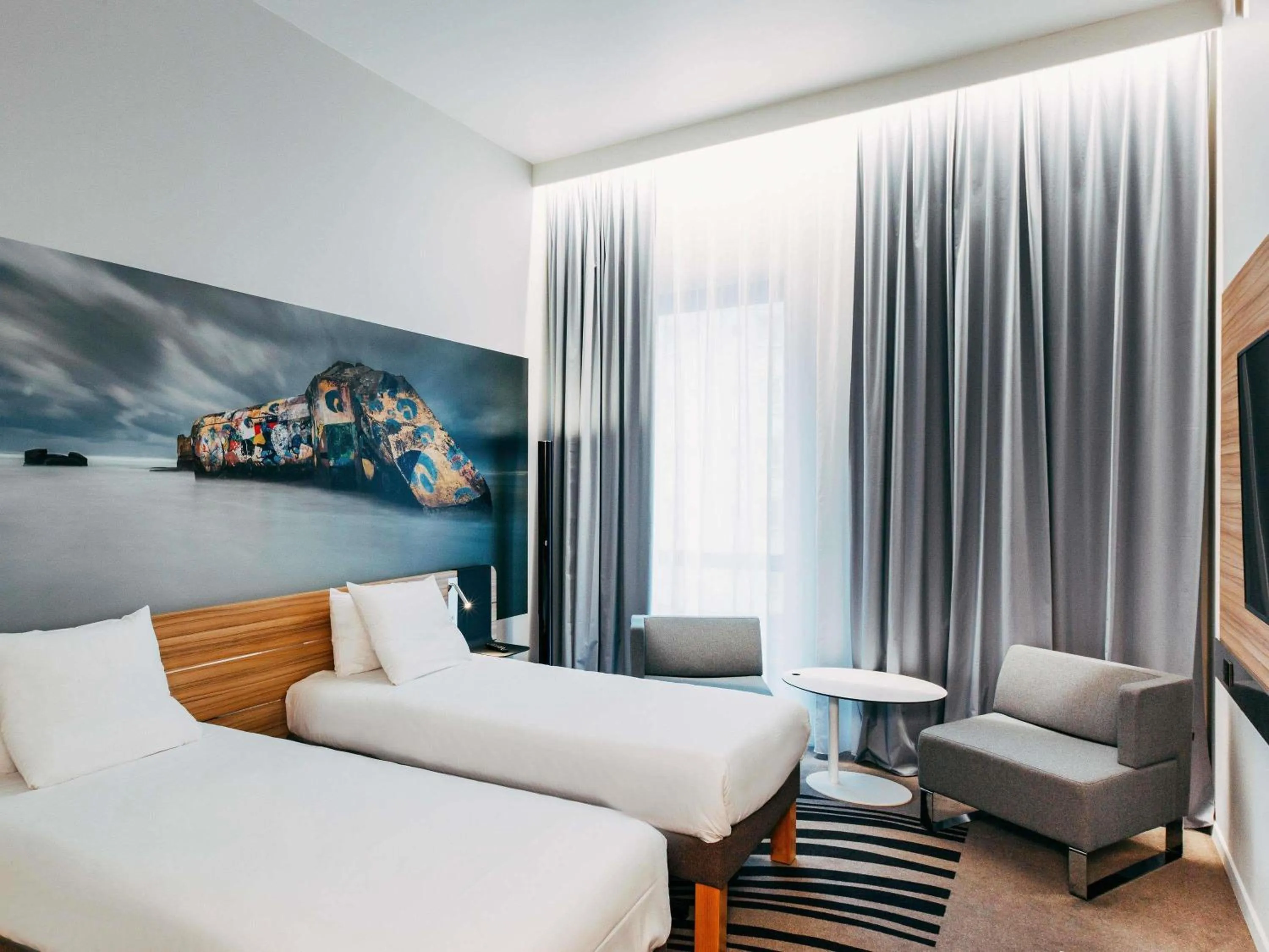 Classic  Twin Room in Novotel Paris Coeur d'Orly Airport