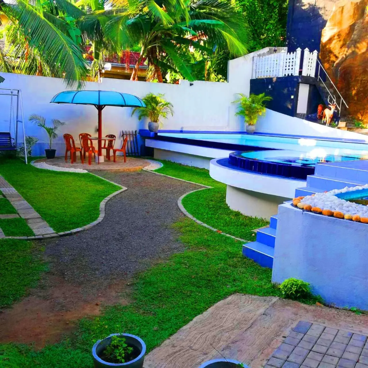 Superior Triple Room in Elliot Nature Resort