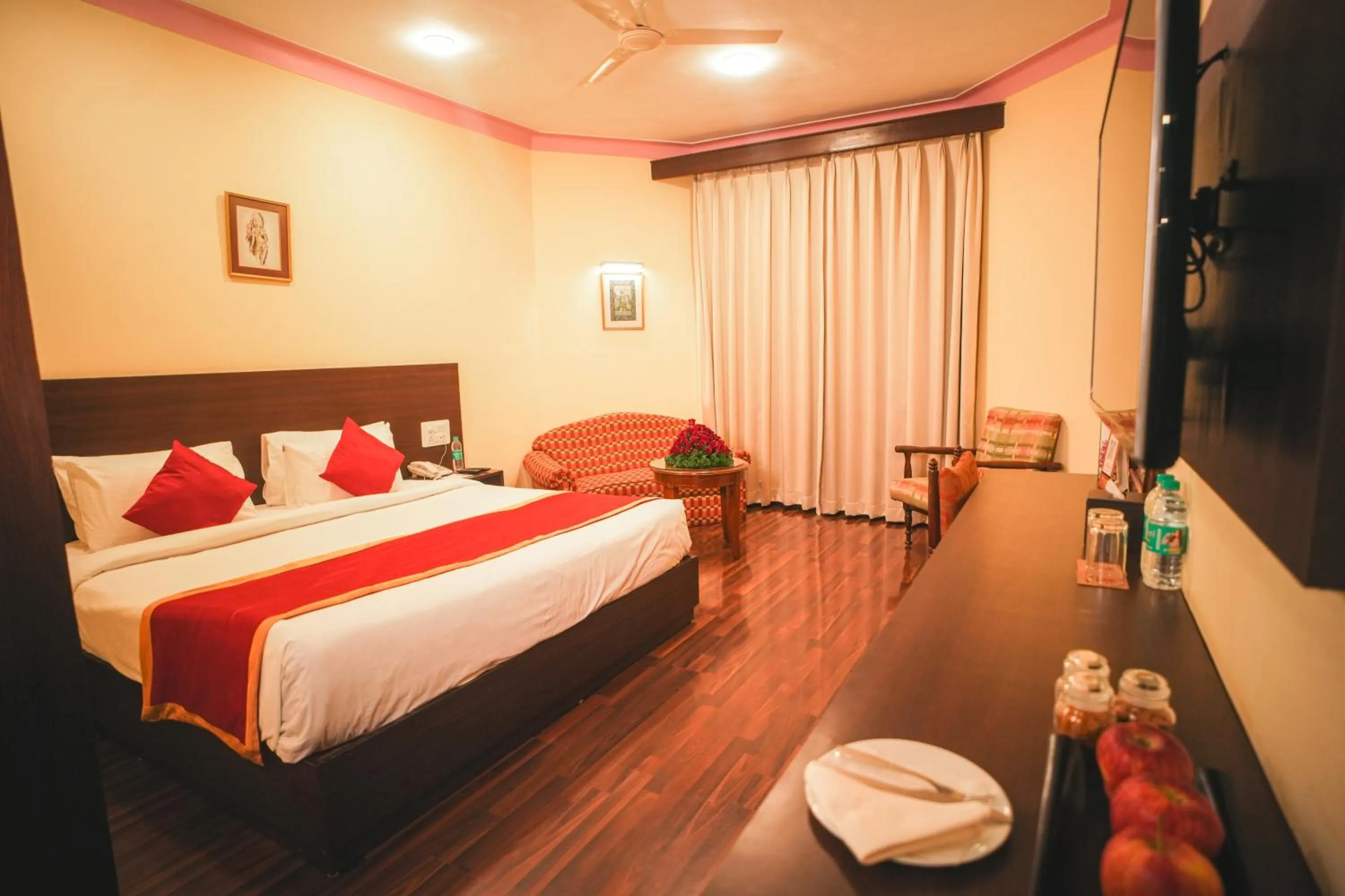 Deluxe Double Room - 15% Discount on F&B in Ambassador Ajanta Hotel, Aurangabad