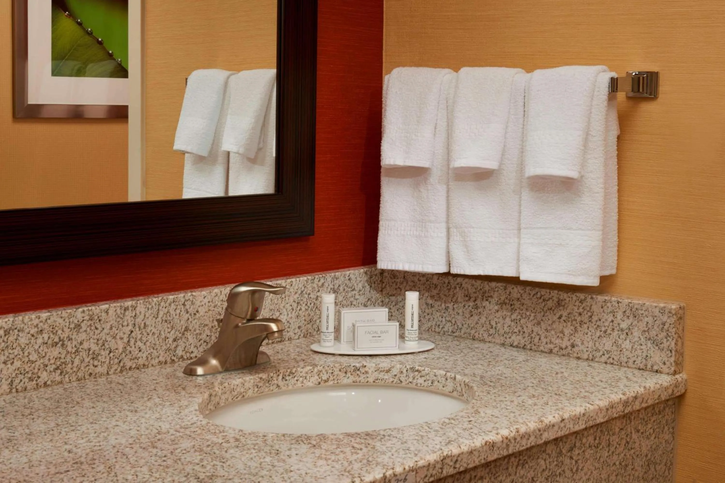 King Room with Balcony in Sonesta Select Detroit Novi