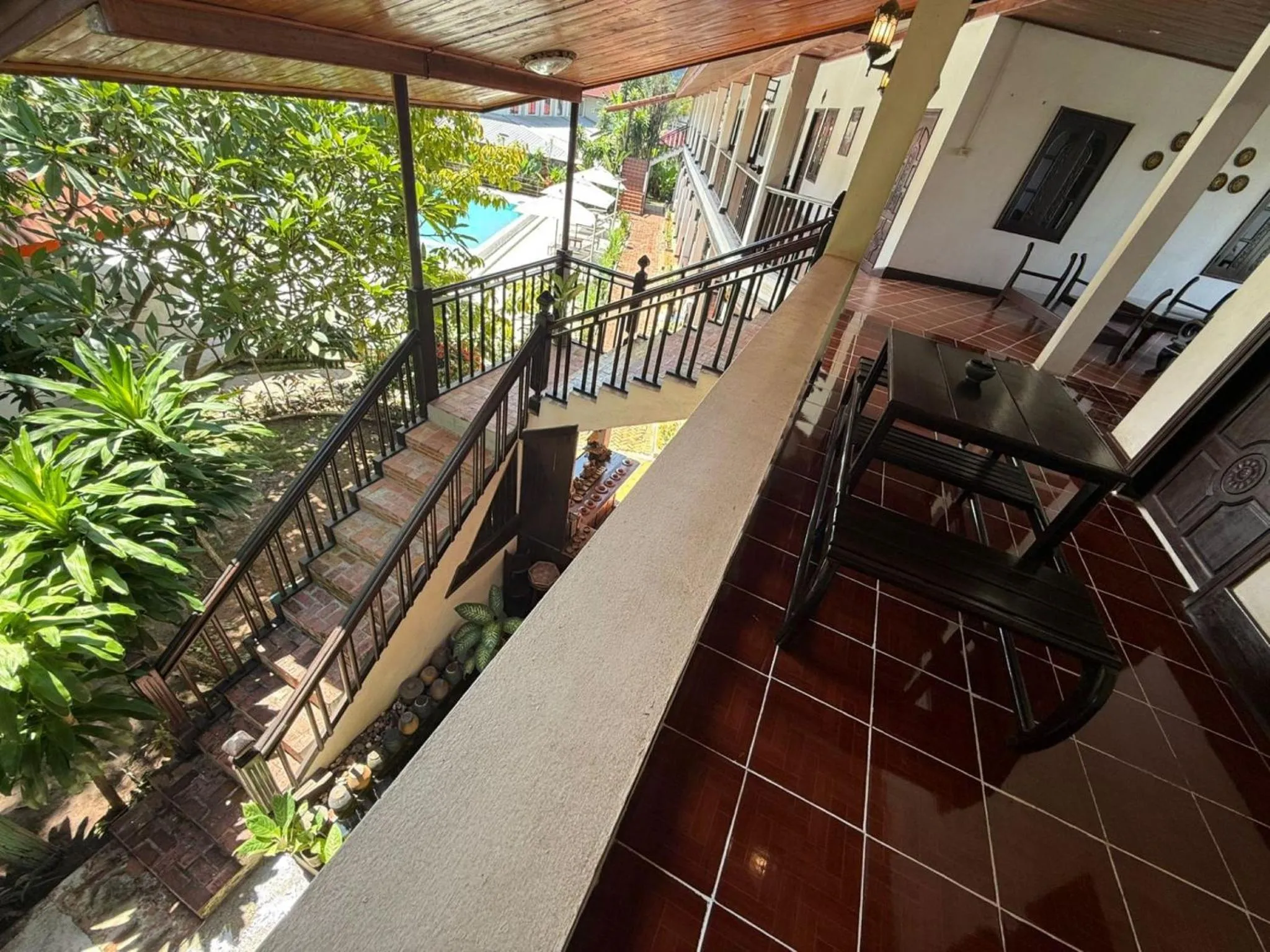 Deluxe Twin Room with Pool View in Vangsavath Hotel