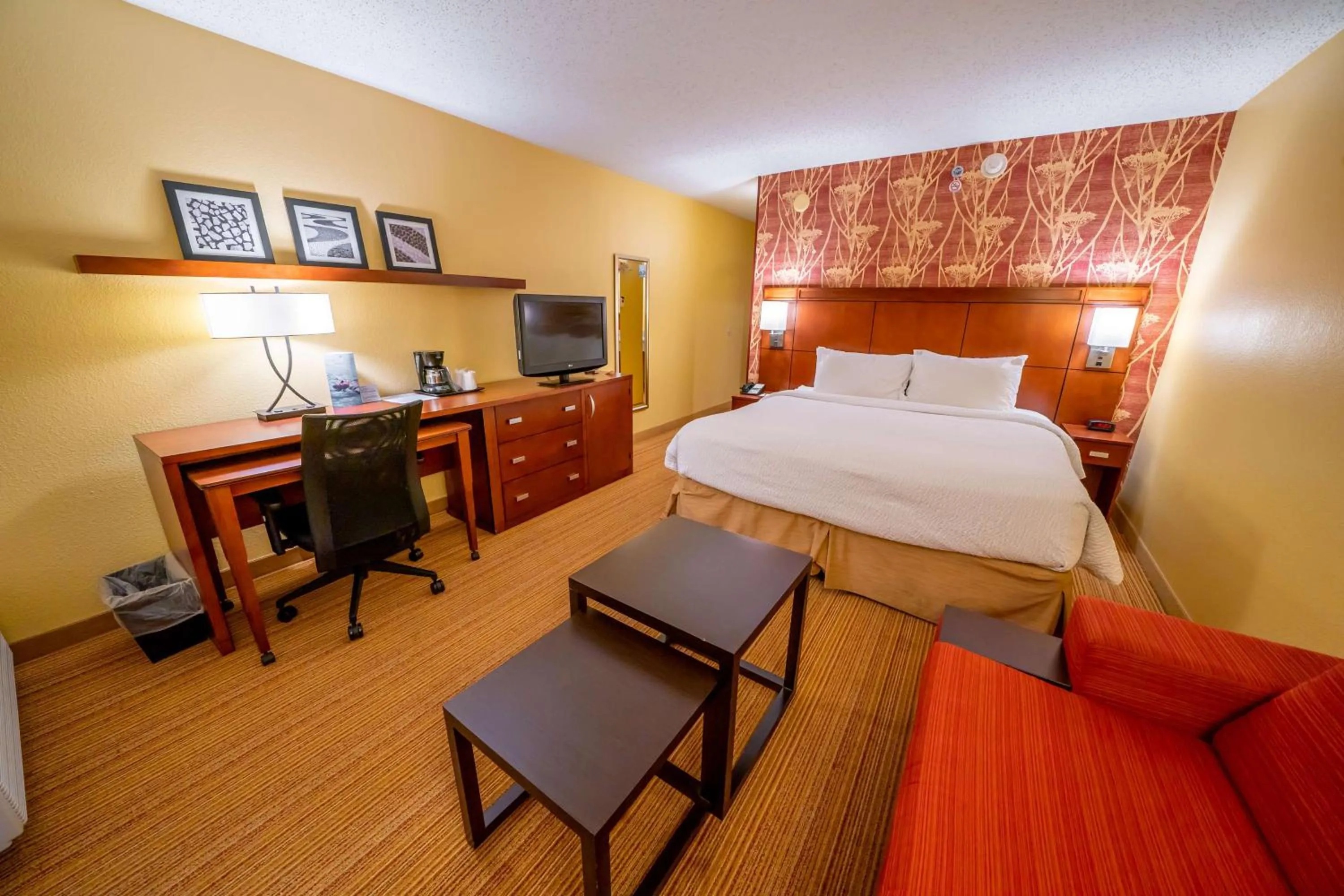 Executive King in Sonesta Select Bettendorf