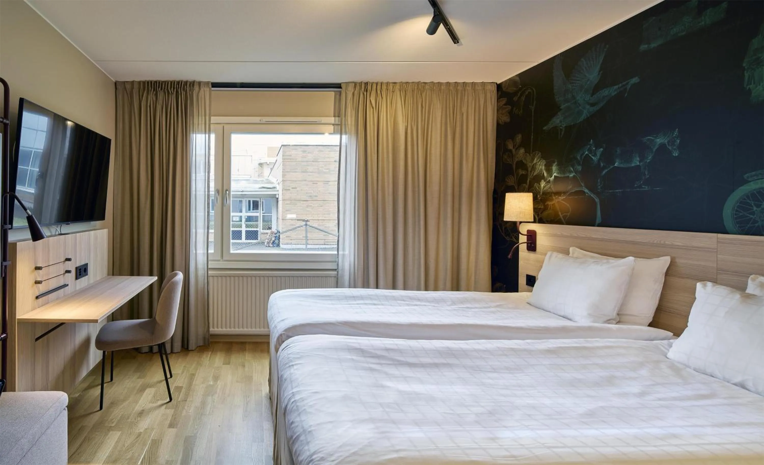 Twin Room in Scandic Elmia